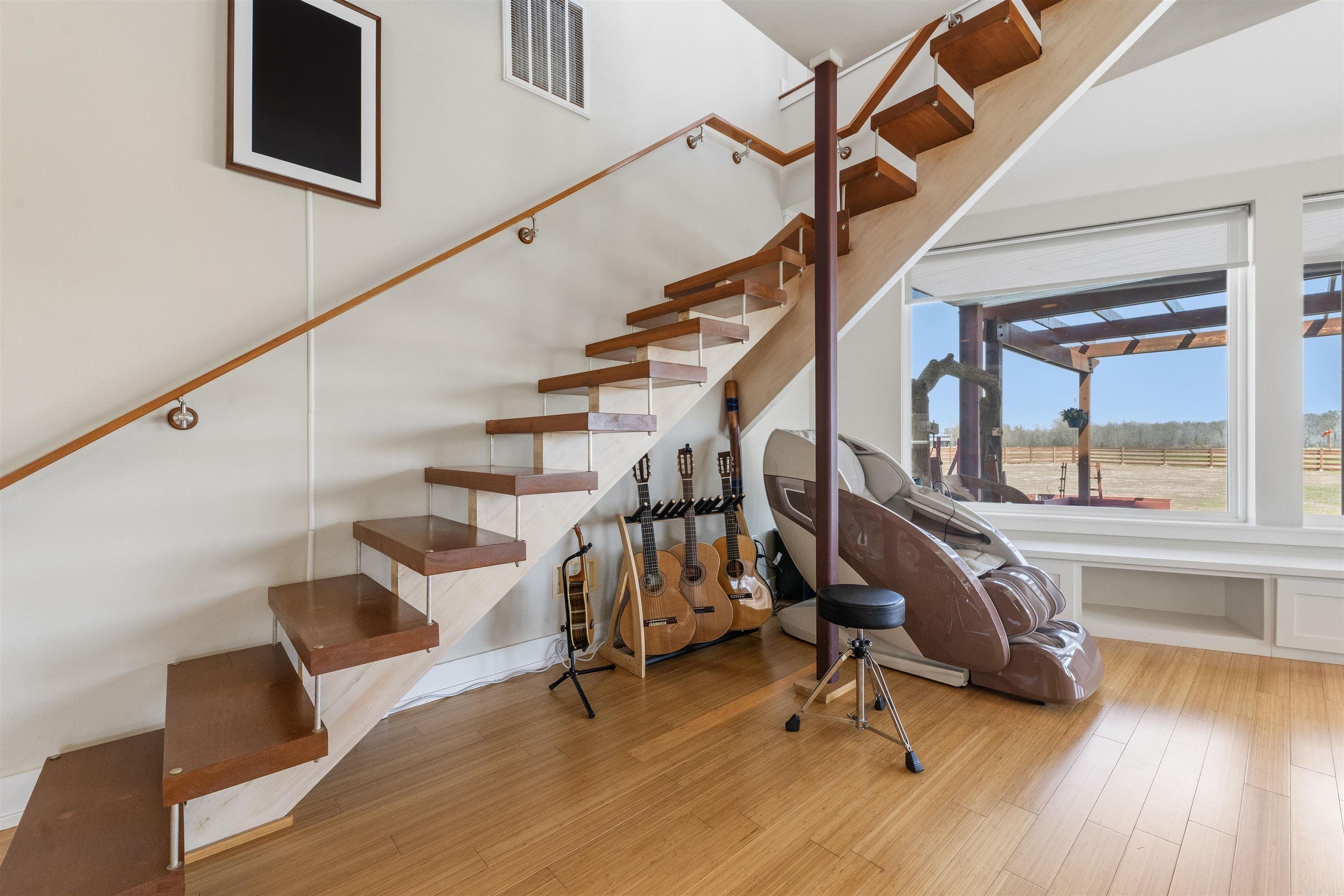 COUNTRY AIR ESTATES - Residential