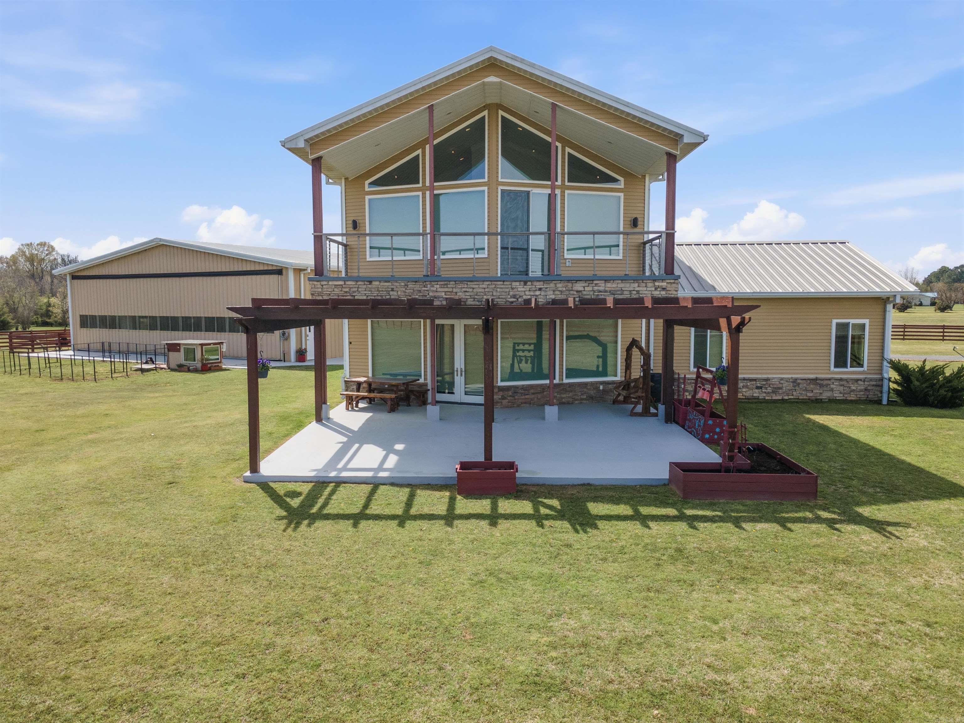 COUNTRY AIR ESTATES - Residential