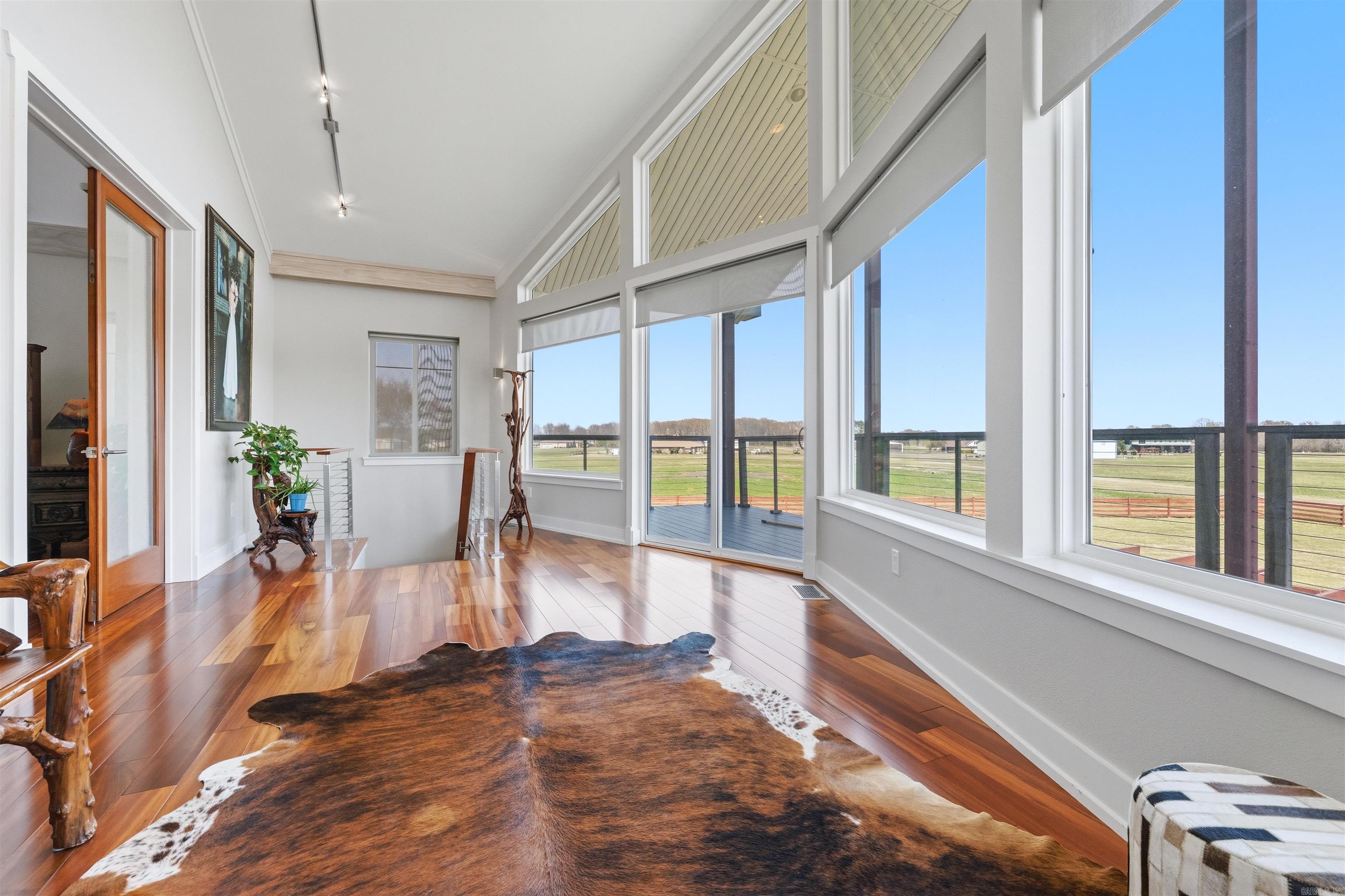 COUNTRY AIR ESTATES - Residential