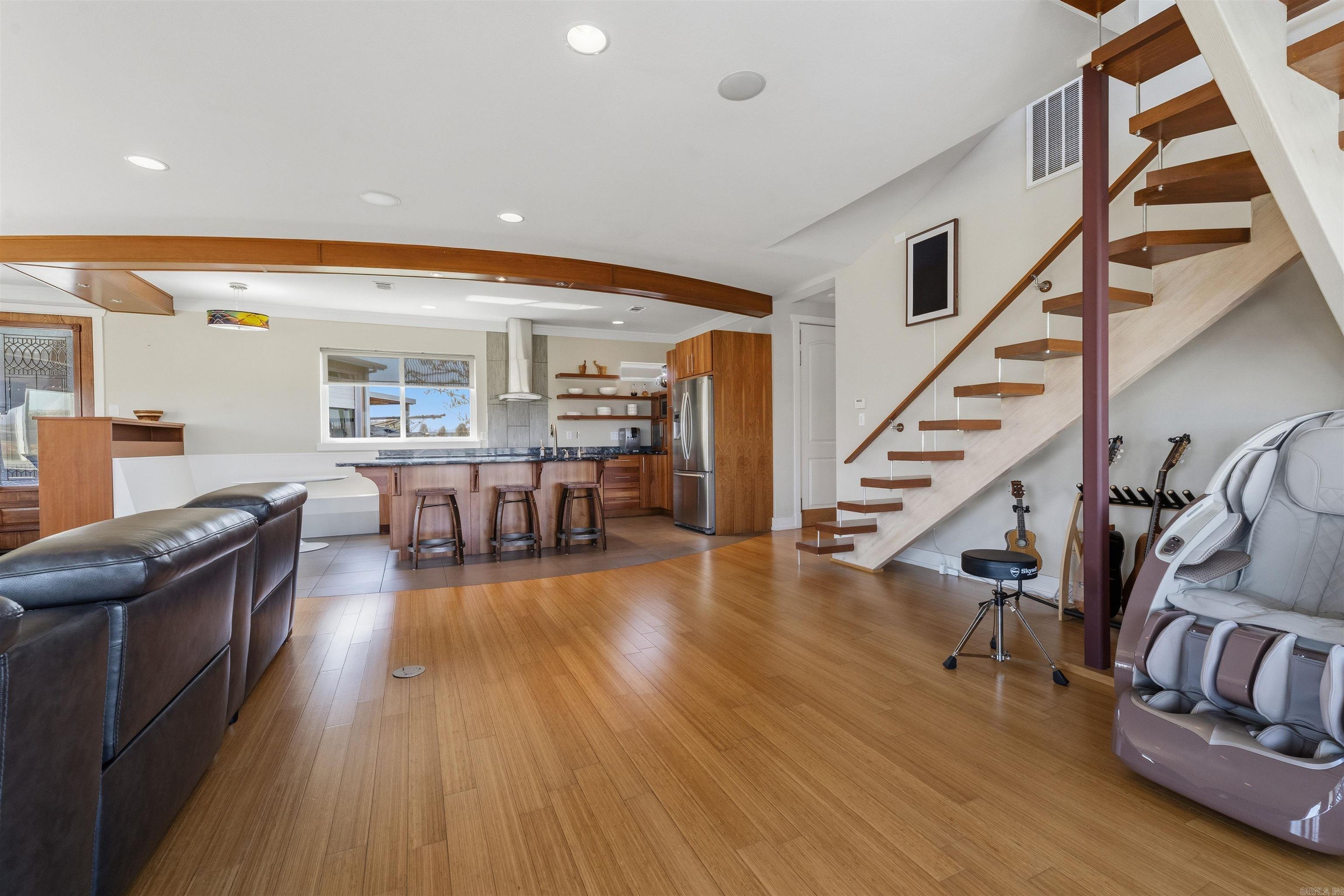 COUNTRY AIR ESTATES - Residential