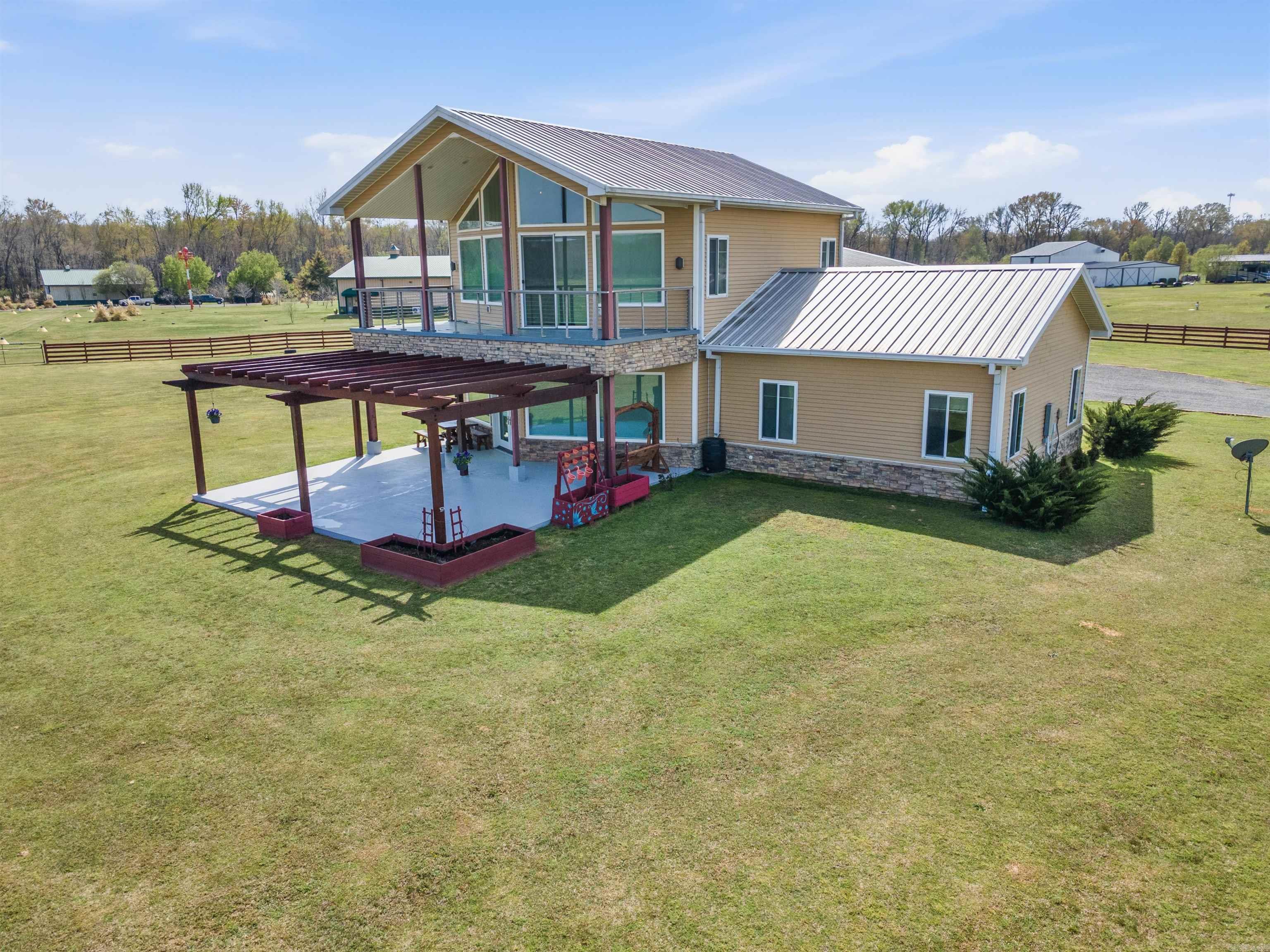 COUNTRY AIR ESTATES - Residential