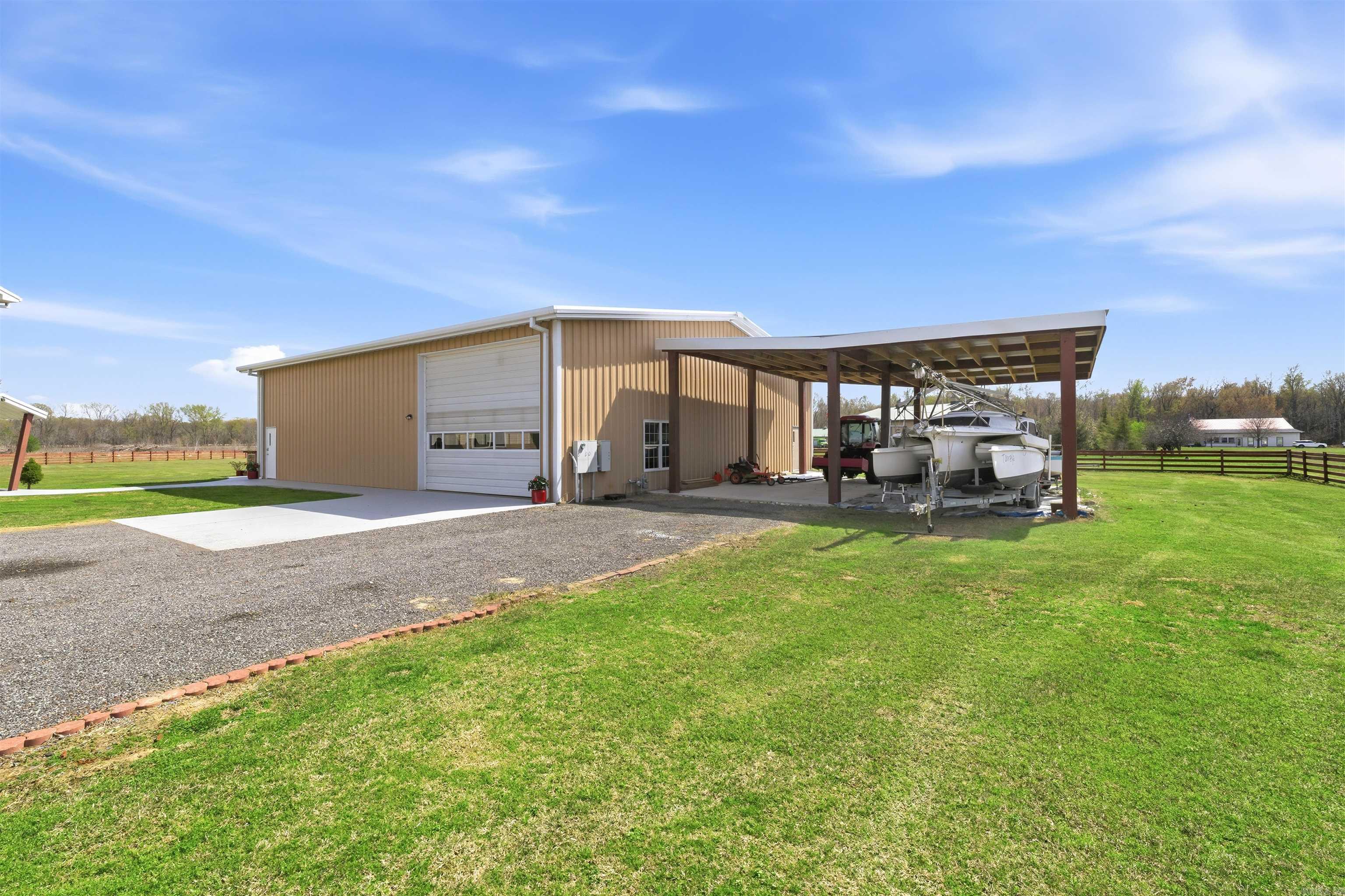 COUNTRY AIR ESTATES - Residential