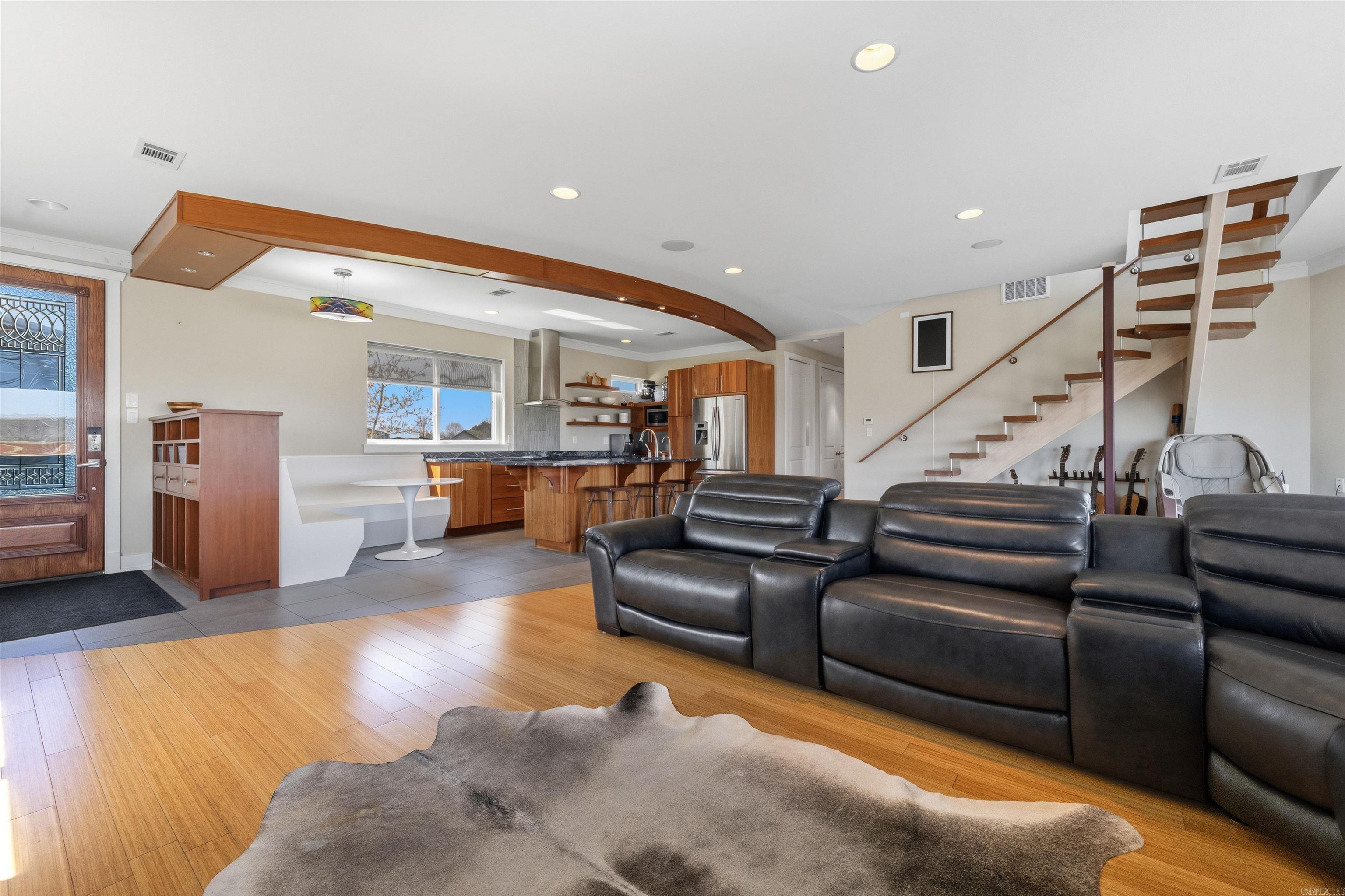 COUNTRY AIR ESTATES - Residential