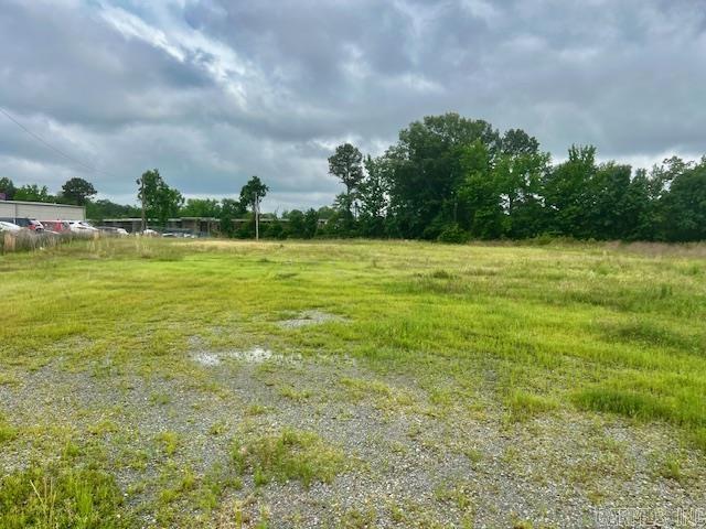 A prime commercial property is now available with unbeatable visibility and access—located directly on Interstate 67/167. This flat, build-ready site is fully equipped with **all utilities on location**, making it ideal for immediate development. In addition to its high-traffic location, the 3.5 acre property includes an **electronic billboard** that generates **$800 per month** in passive income. With **86 months remaining** on the current contract, this amounts to a total of **$68,800 in future income**, providing a valuable offset to ownership or development costs. This 3.5 acre location offers exceptional potential for retail, office, or service-oriented businesses seeking maximum exposure. High traffic counts, immediate accessibility, and built-in revenue make this a rare and attractive investment opportunity.