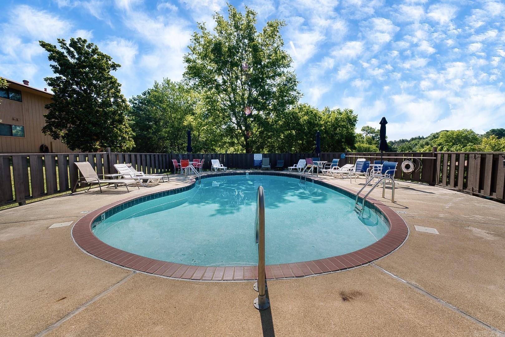 WILLOWBROOK TERRACE HPR - Residential