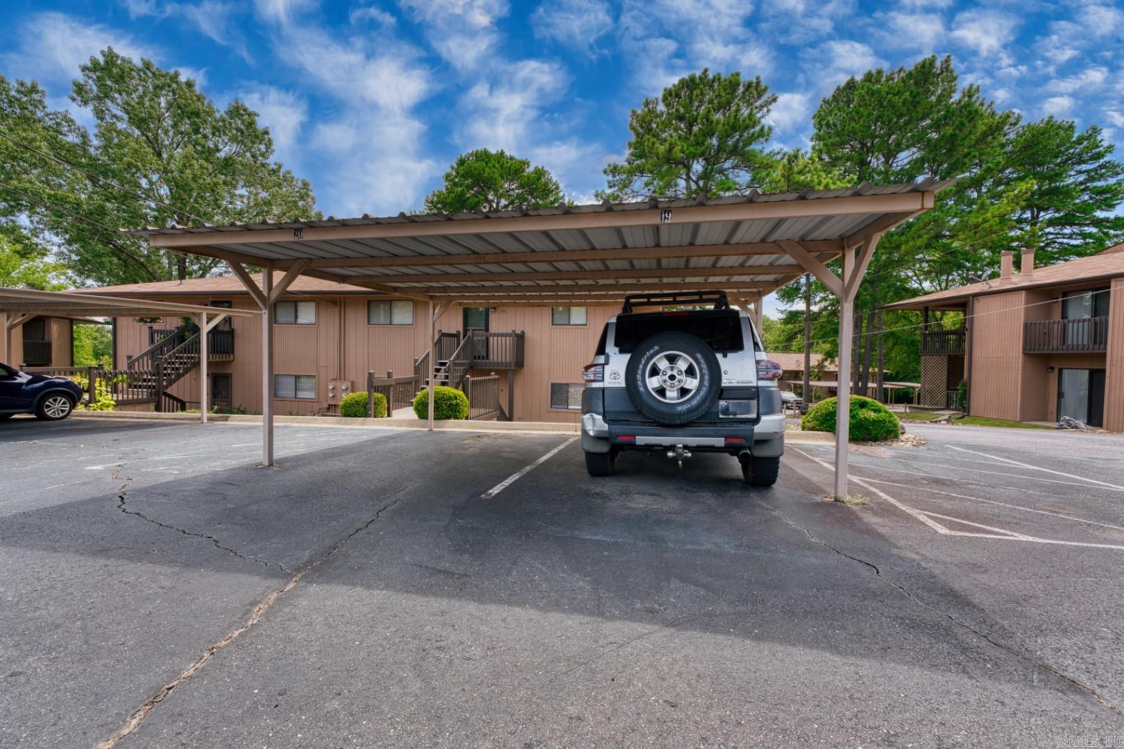 WILLOWBROOK TERRACE HPR - Residential