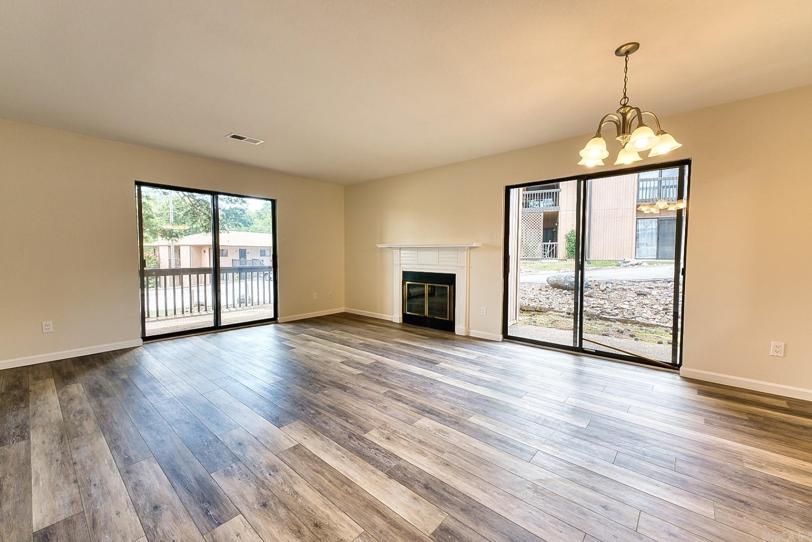 WILLOWBROOK TERRACE HPR - Residential