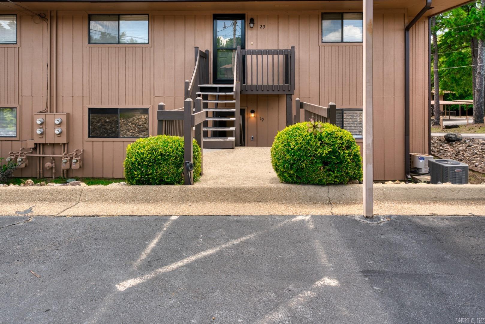 WILLOWBROOK TERRACE HPR - Residential