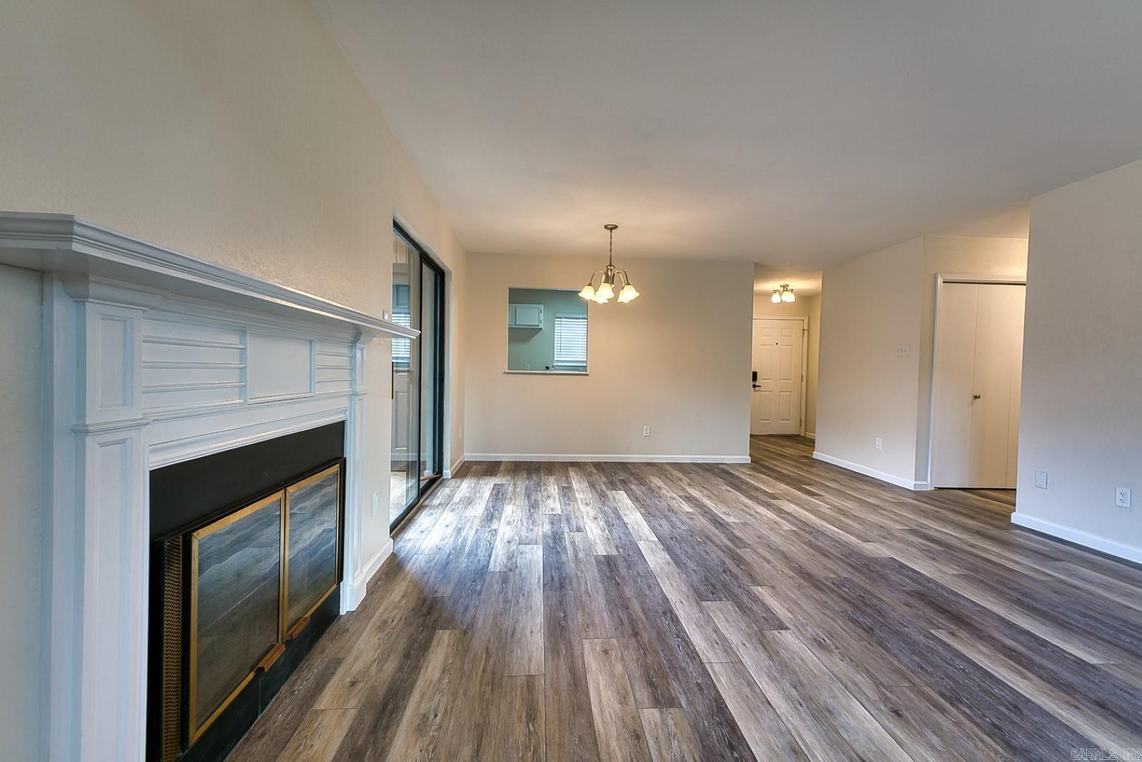 WILLOWBROOK TERRACE HPR - Residential