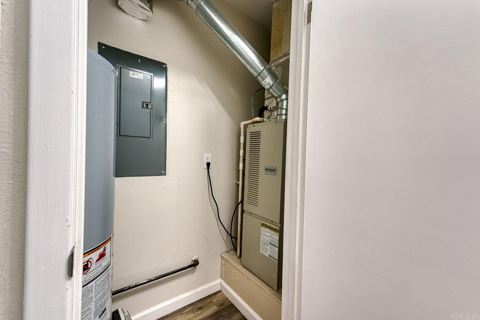 WILLOWBROOK TERRACE HPR - Residential