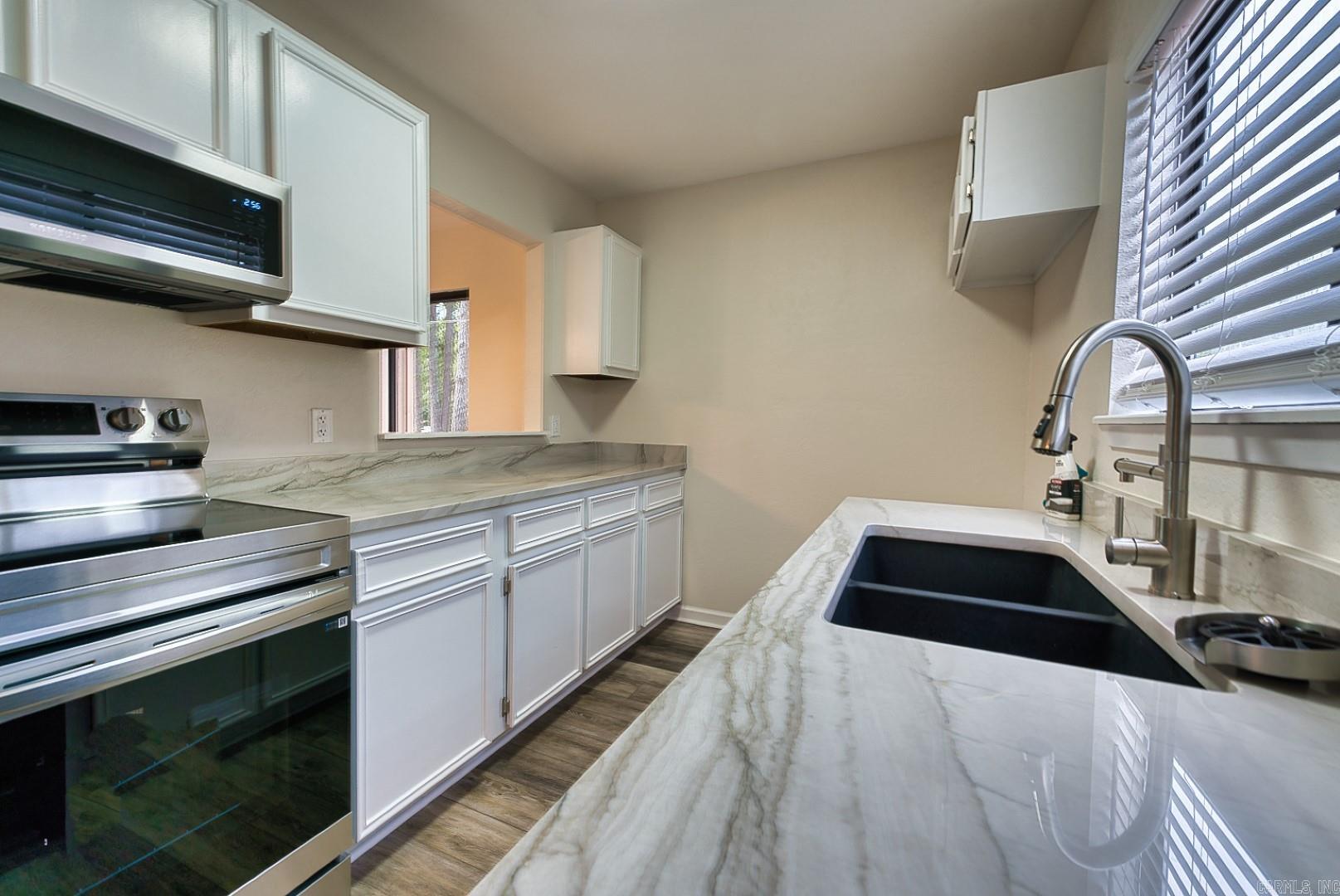 WILLOWBROOK TERRACE HPR - Residential