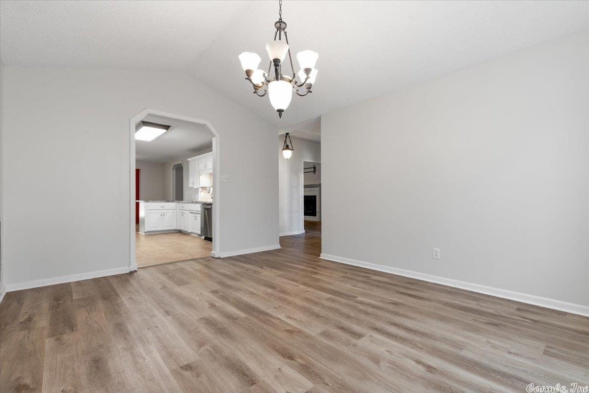 DEER VALLEY ESTATES - Residential