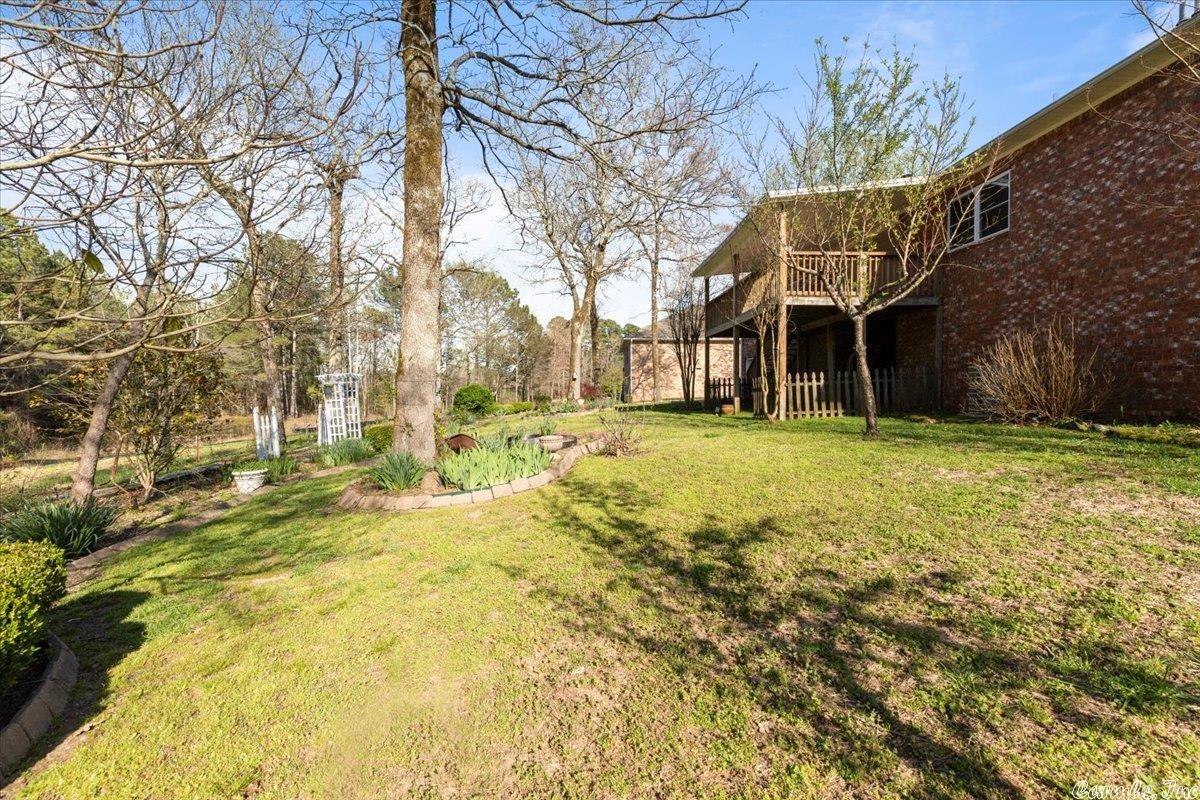 DEER VALLEY ESTATES - Residential