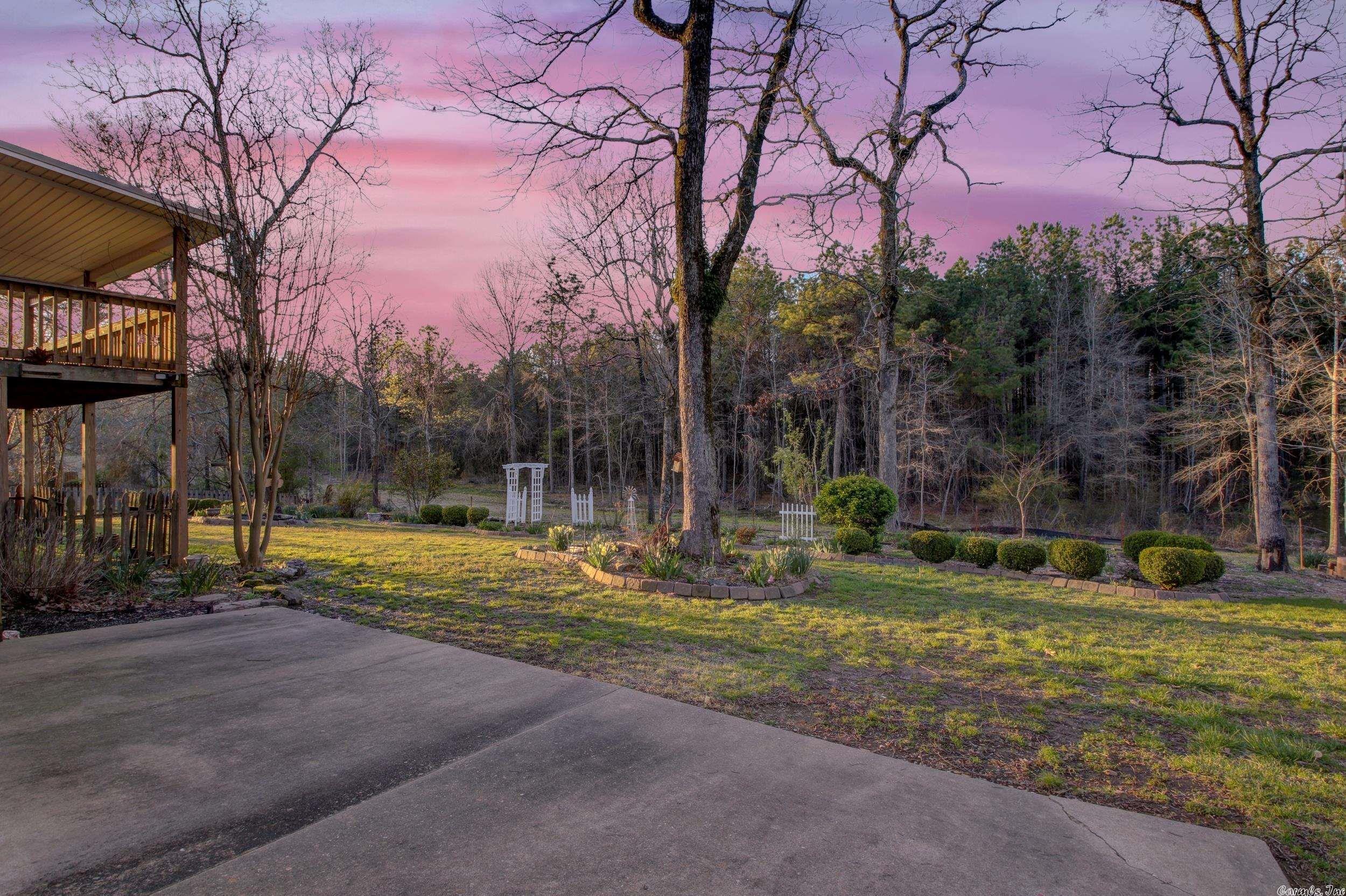 DEER VALLEY ESTATES - Residential