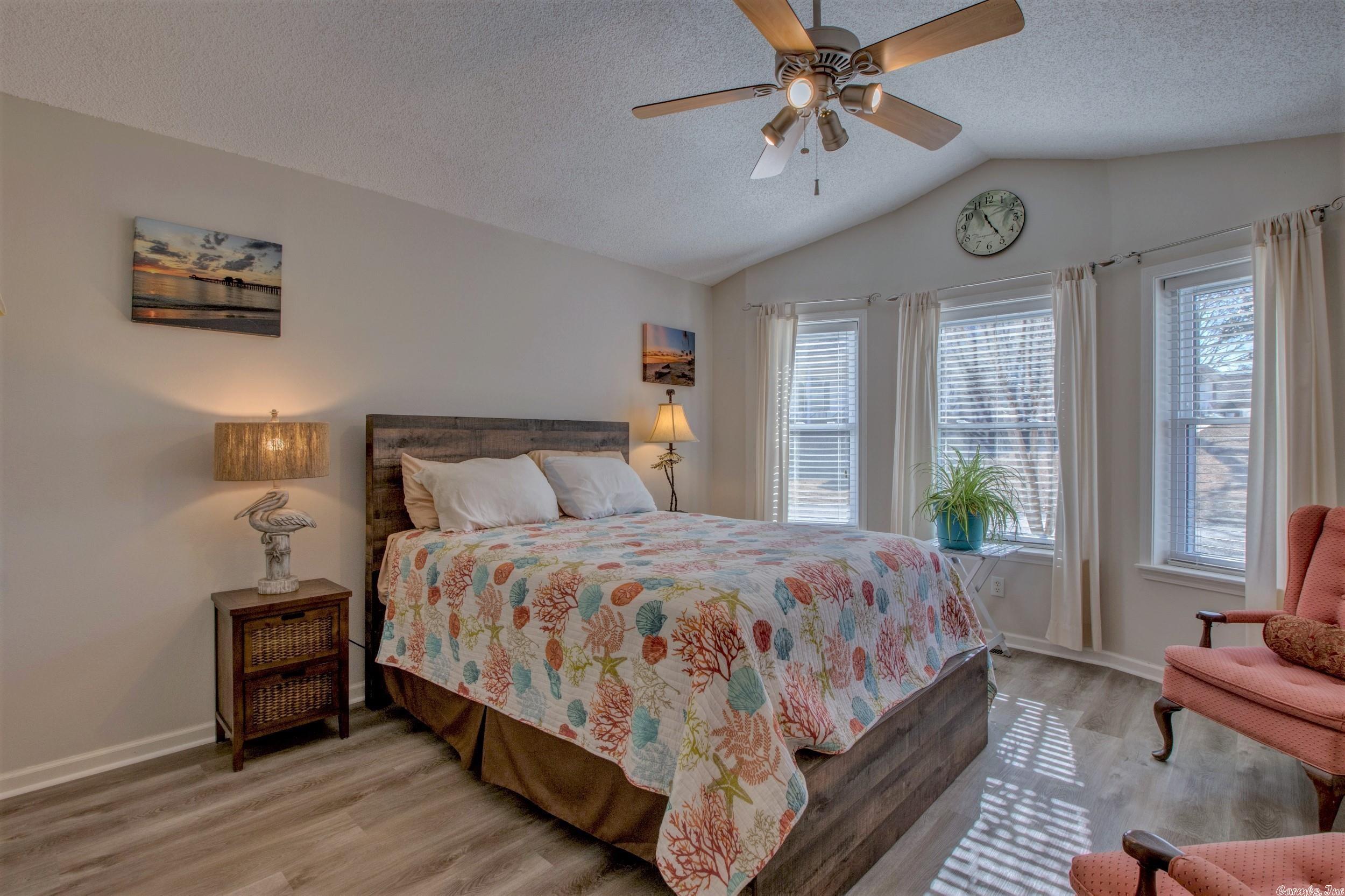 DEER VALLEY ESTATES - Residential