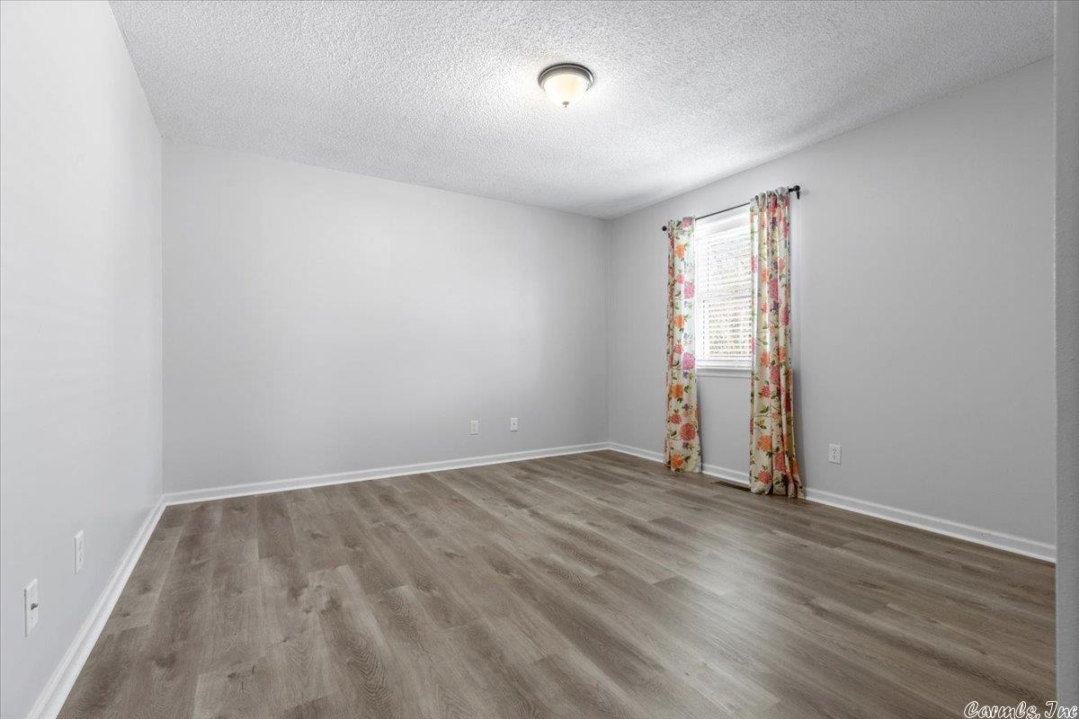 DEER VALLEY ESTATES - Residential