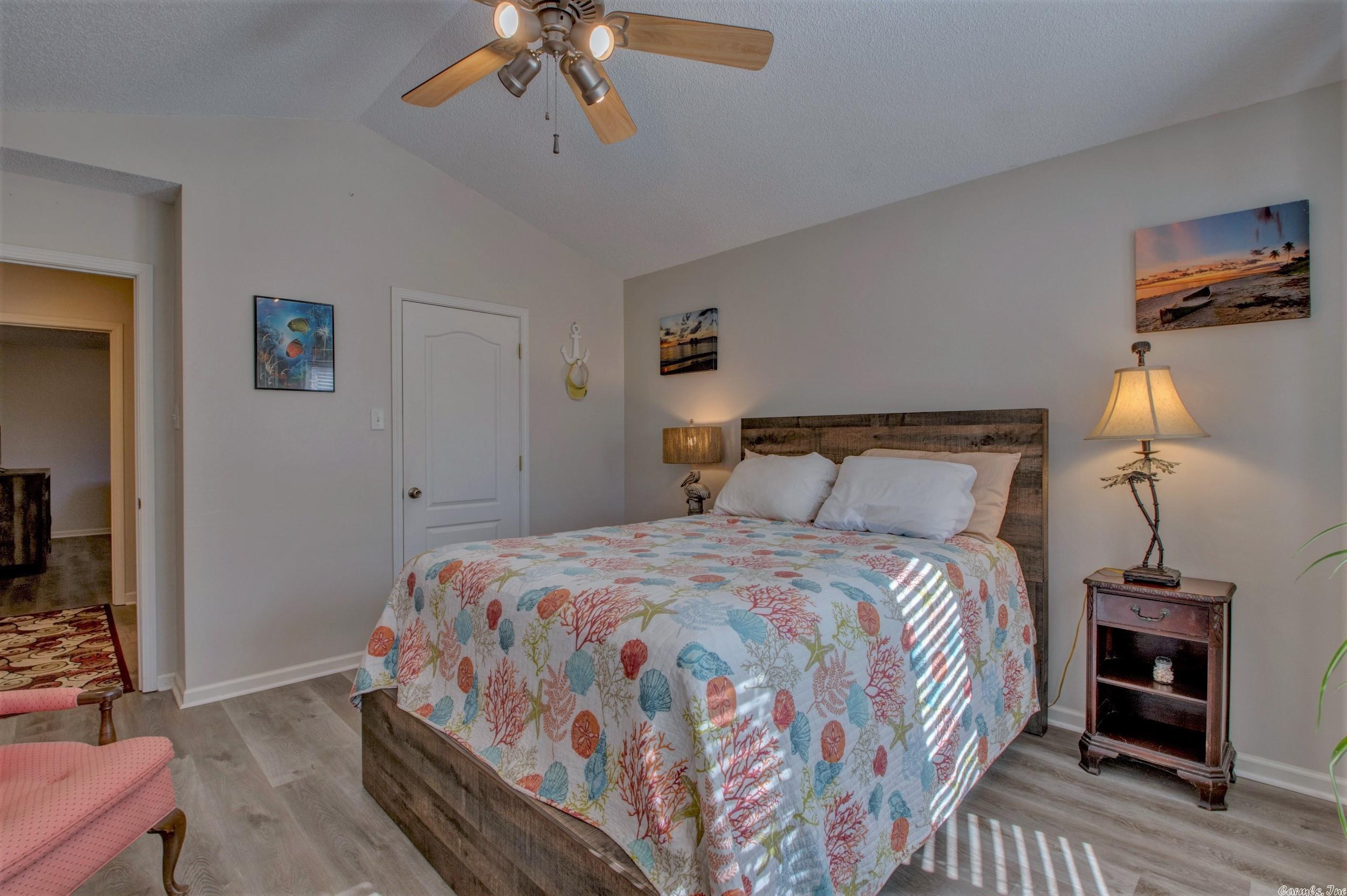 DEER VALLEY ESTATES - Residential