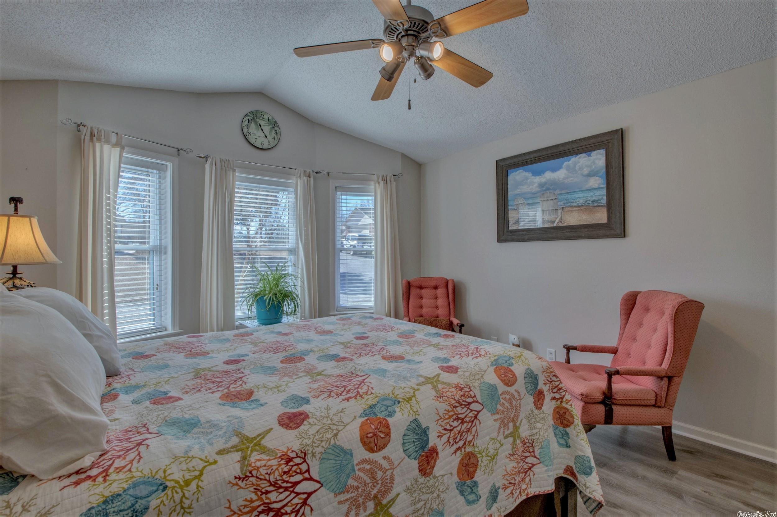 DEER VALLEY ESTATES - Residential