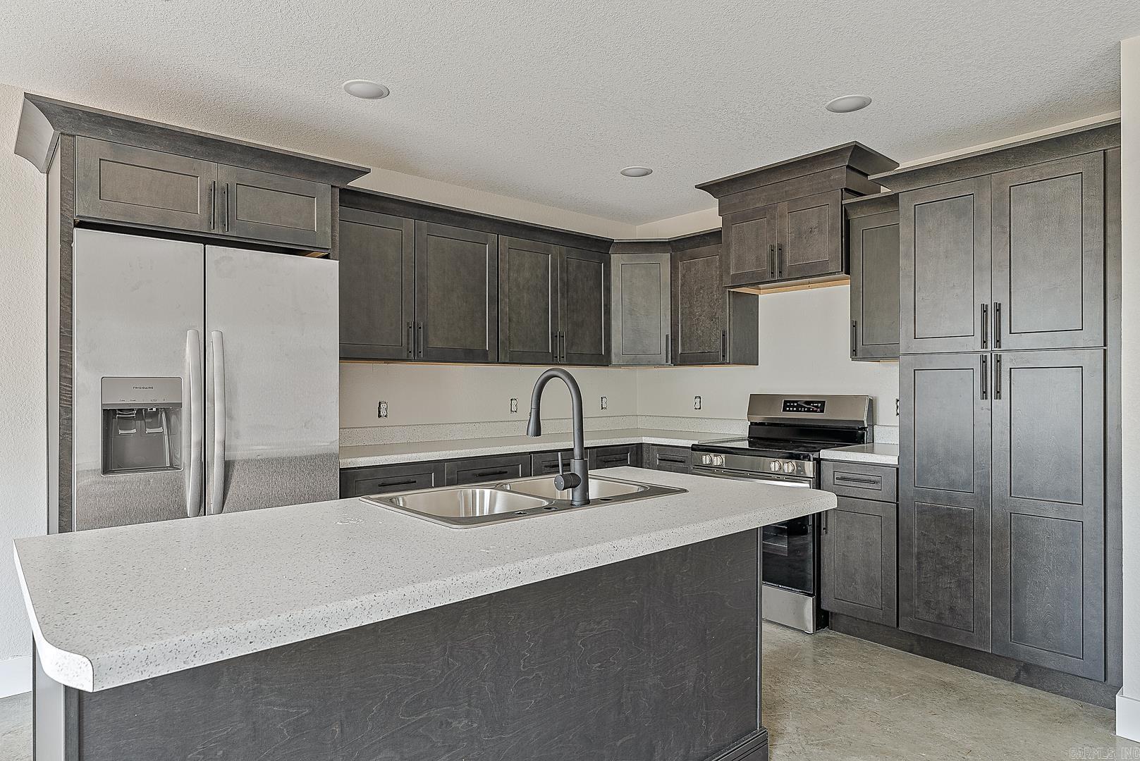ANDERSONS - Residential