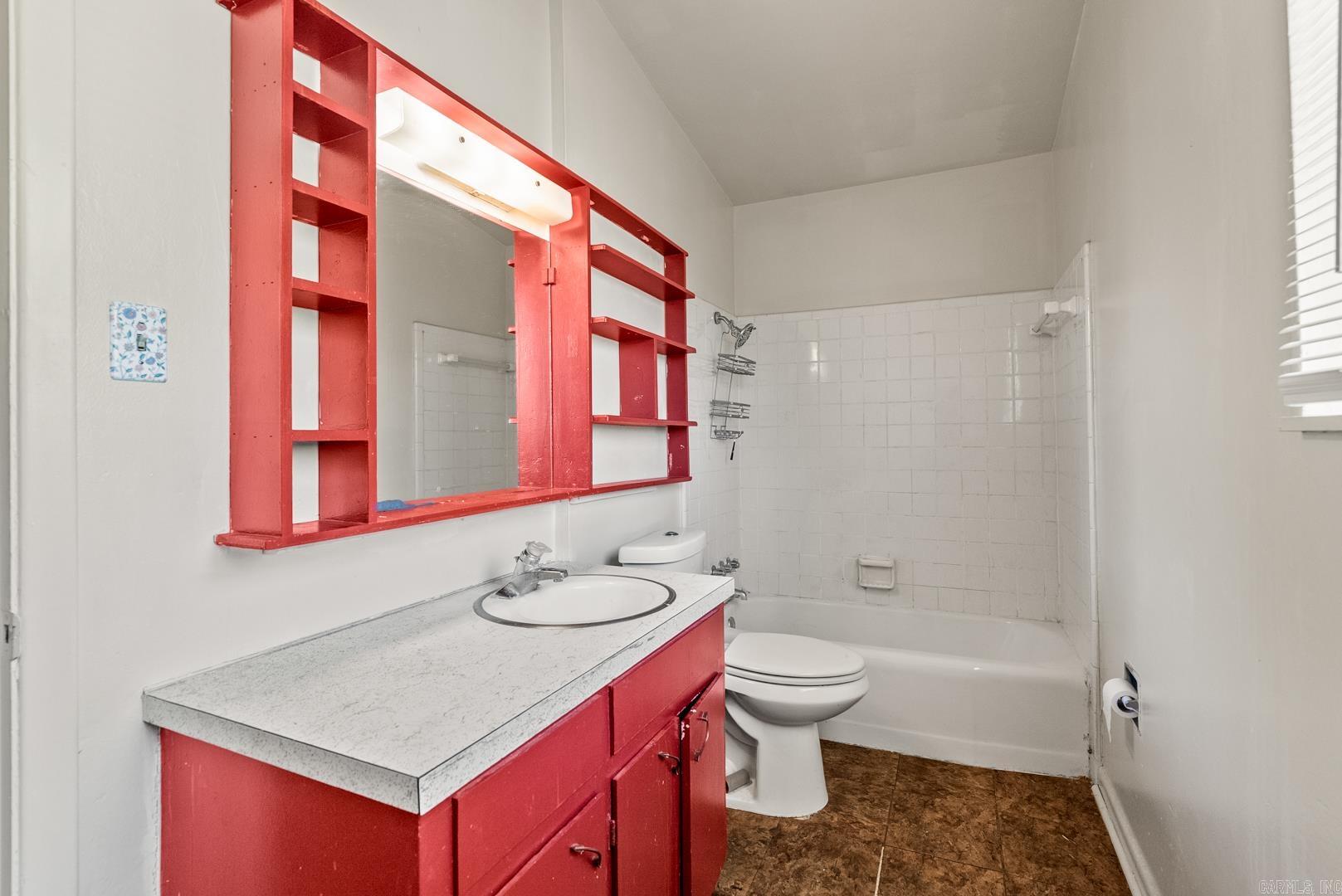 CLOVER HILL PLACE - Residential