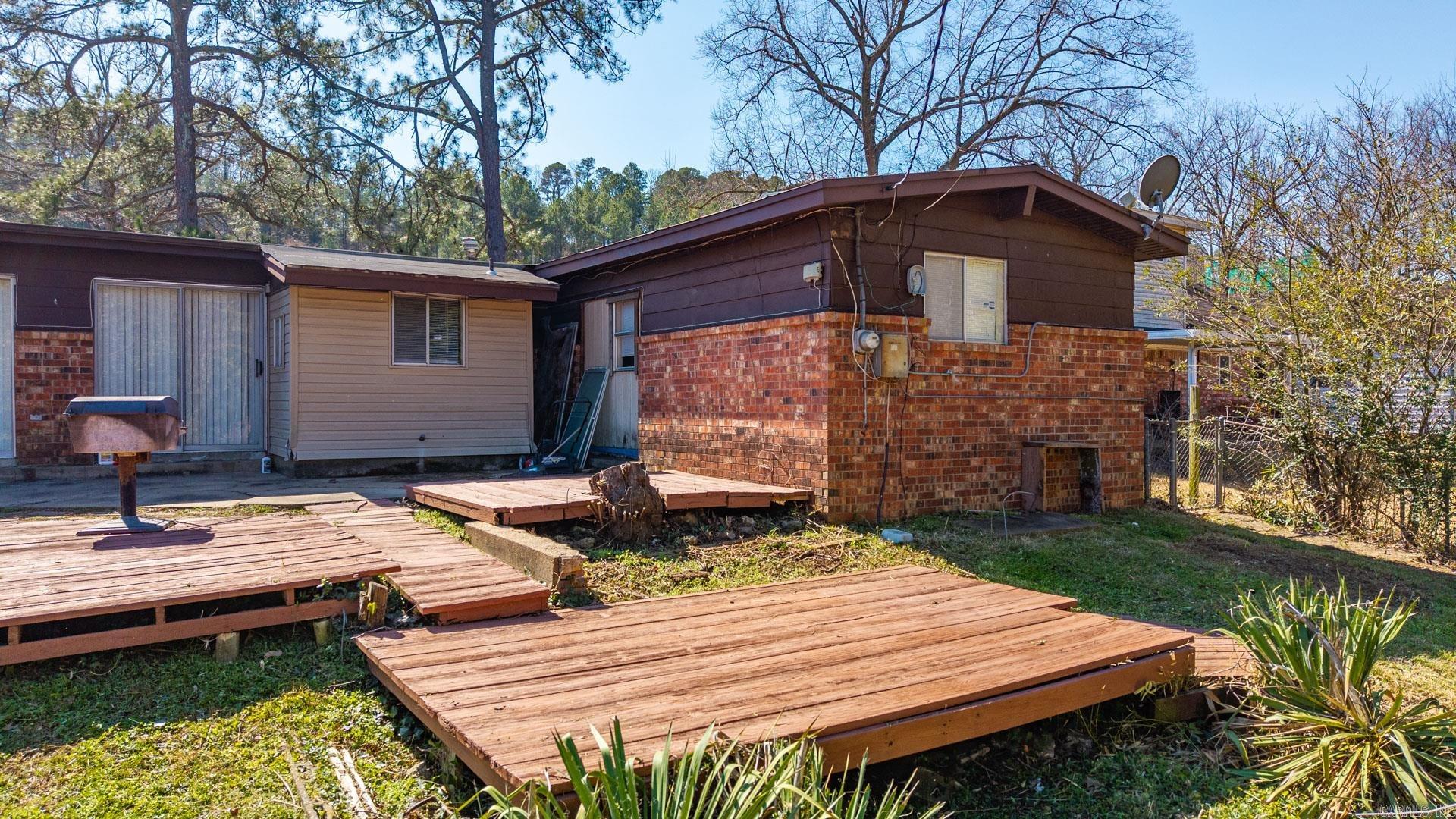 CLOVER HILL PLACE - Residential