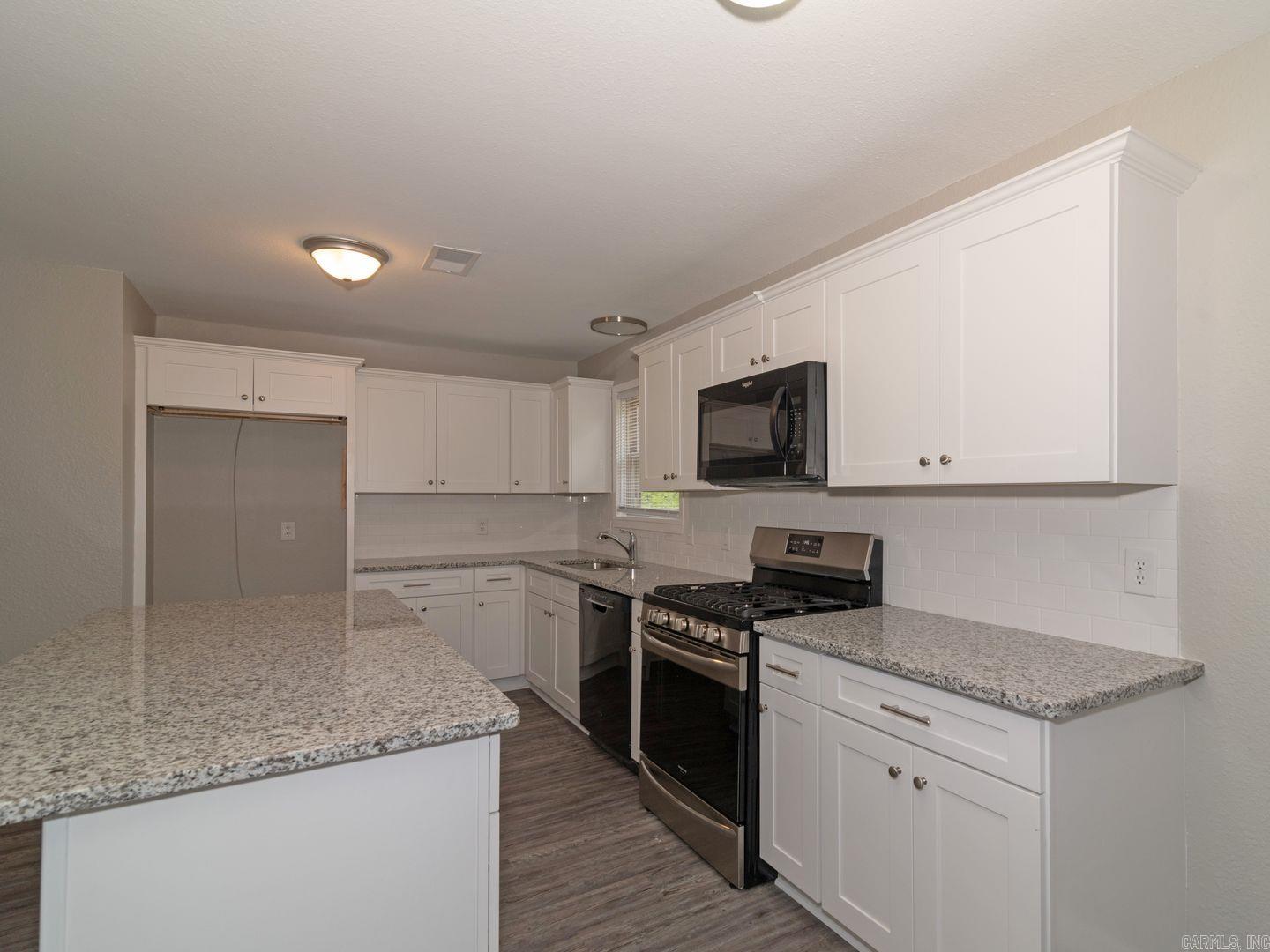 QUAIL HILLS - Residential