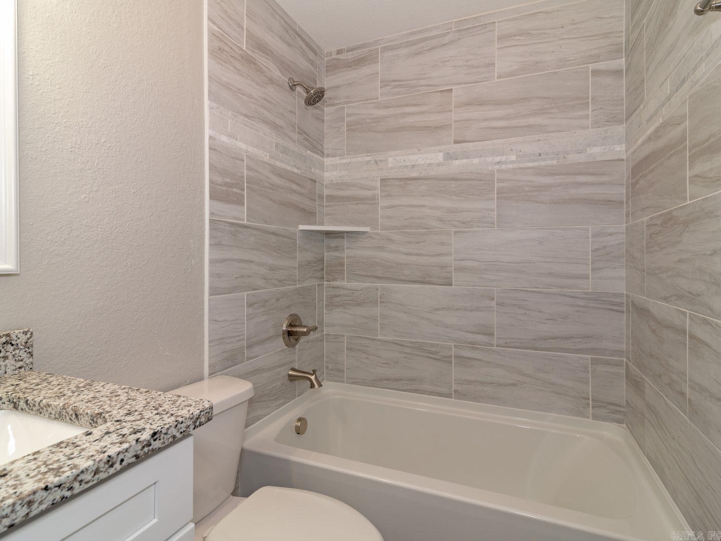 QUAIL HILLS - Residential