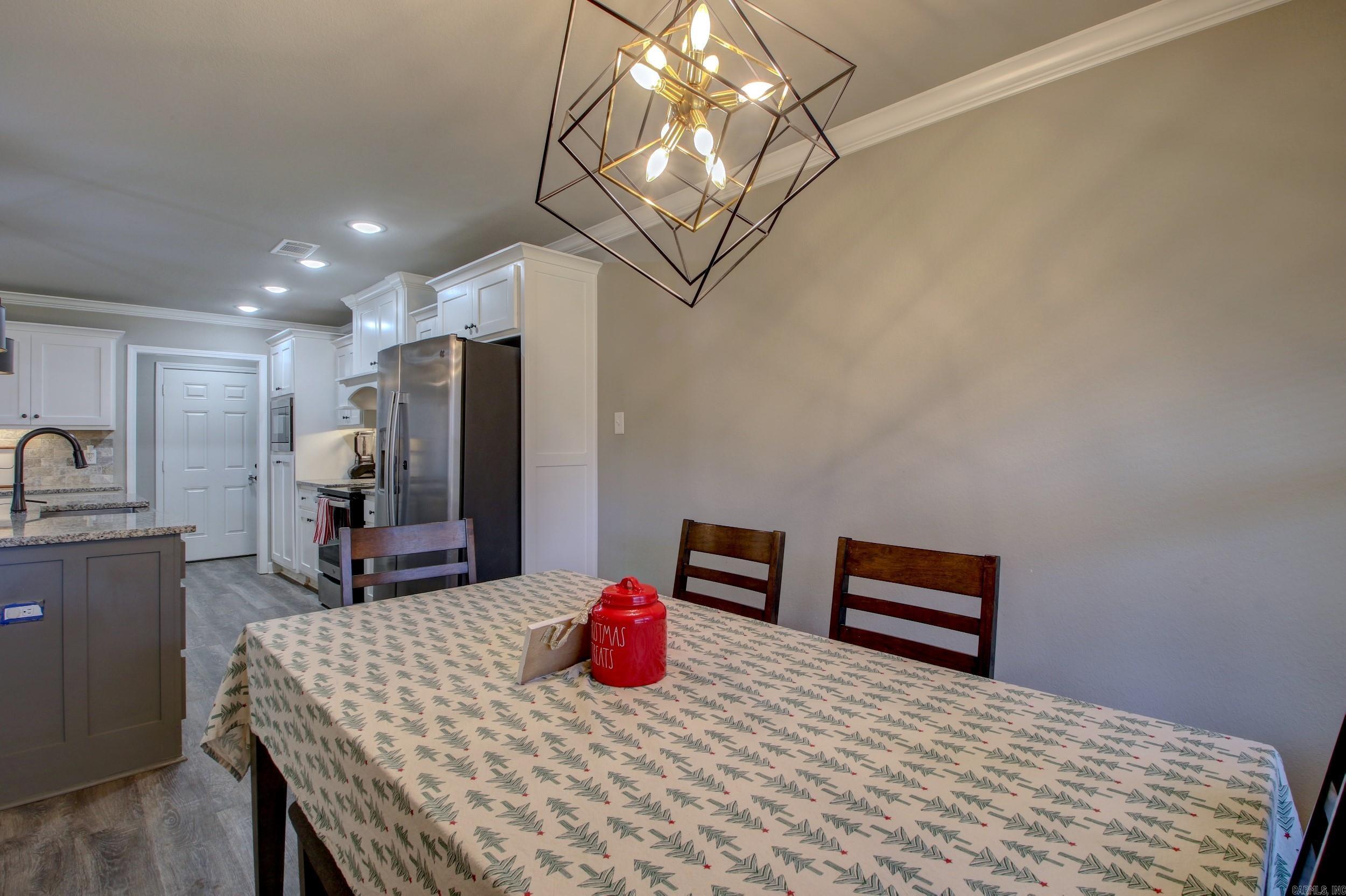 HERITAGE MEADOWS - Residential