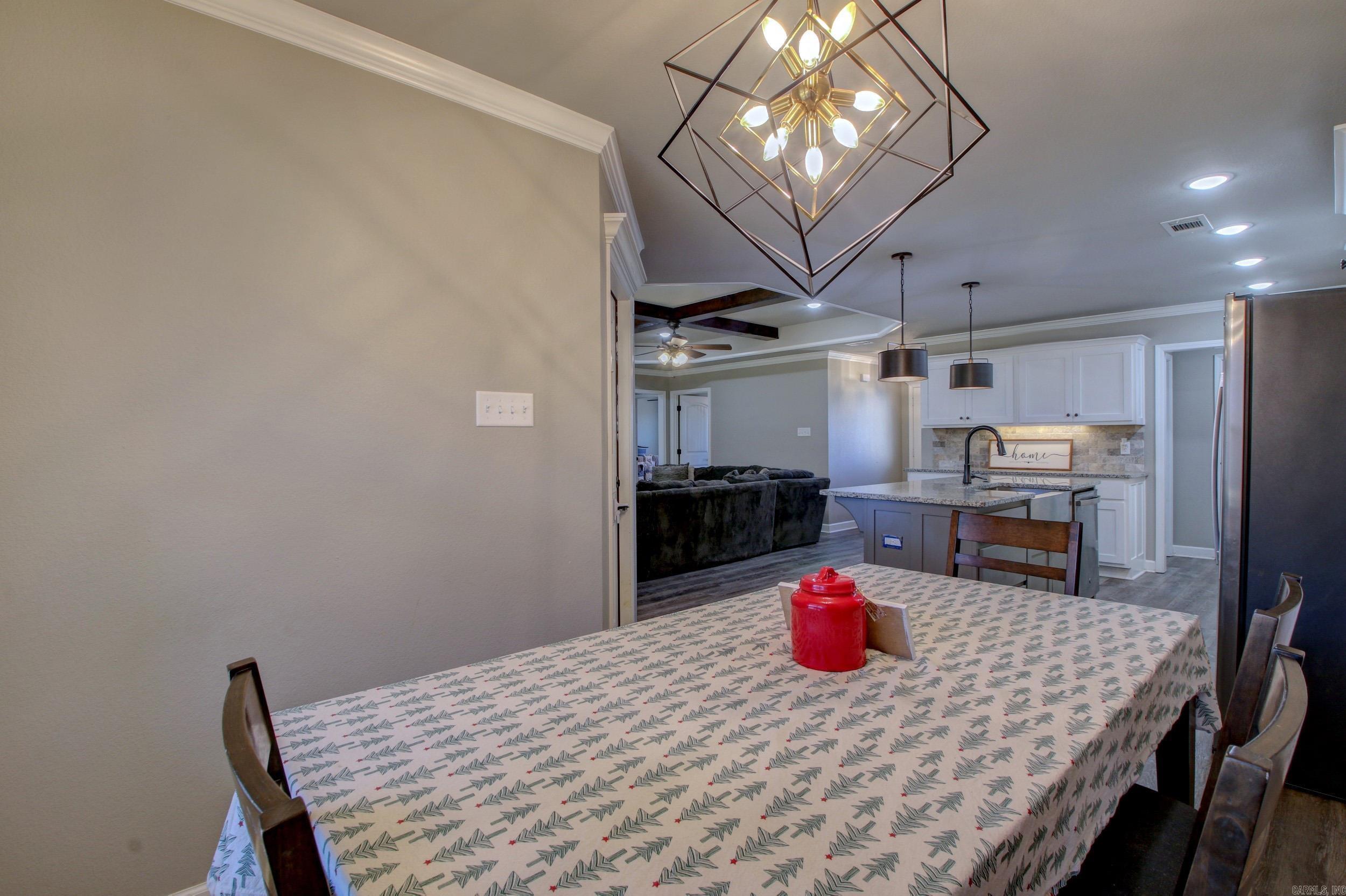 HERITAGE MEADOWS - Residential