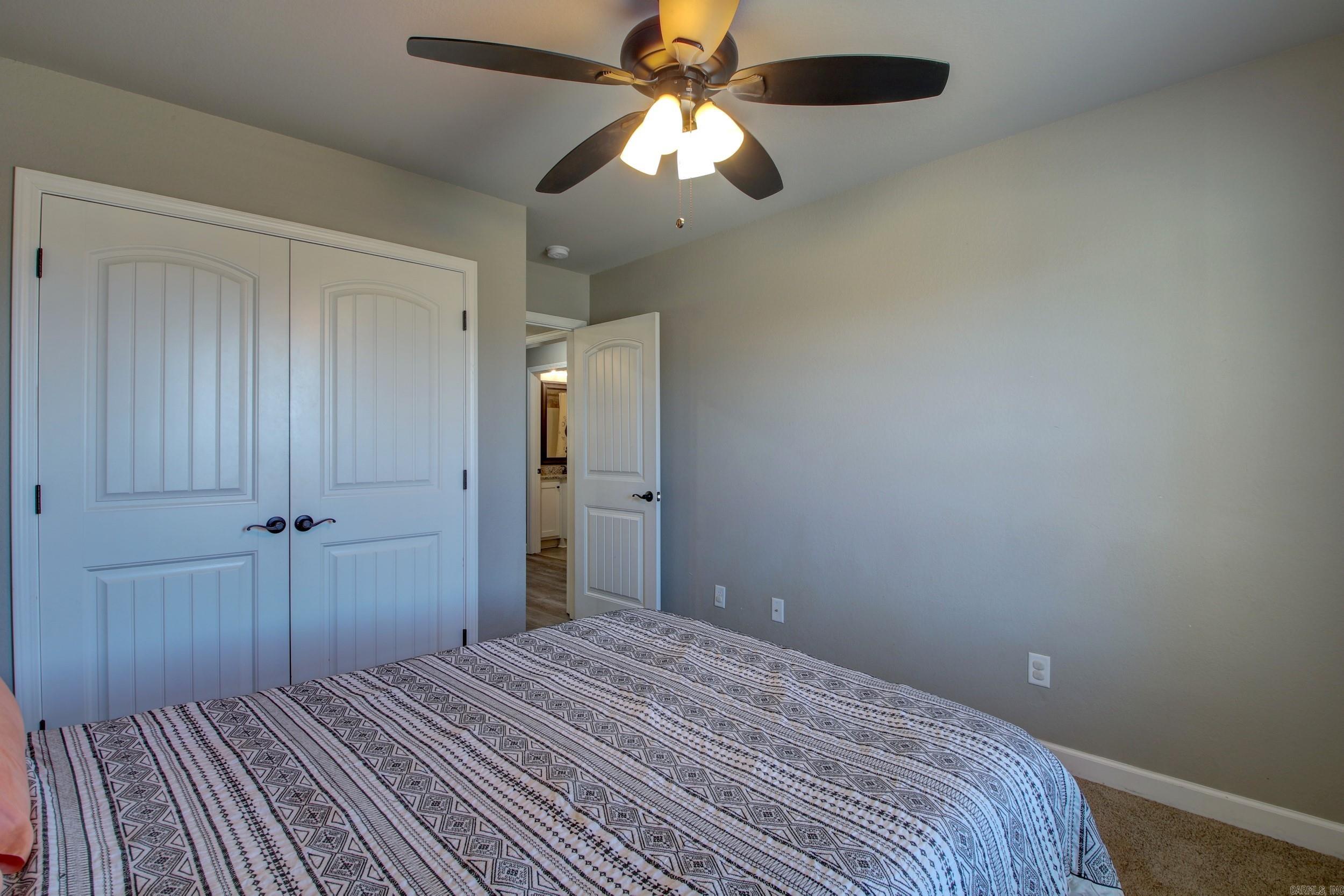 HERITAGE MEADOWS - Residential