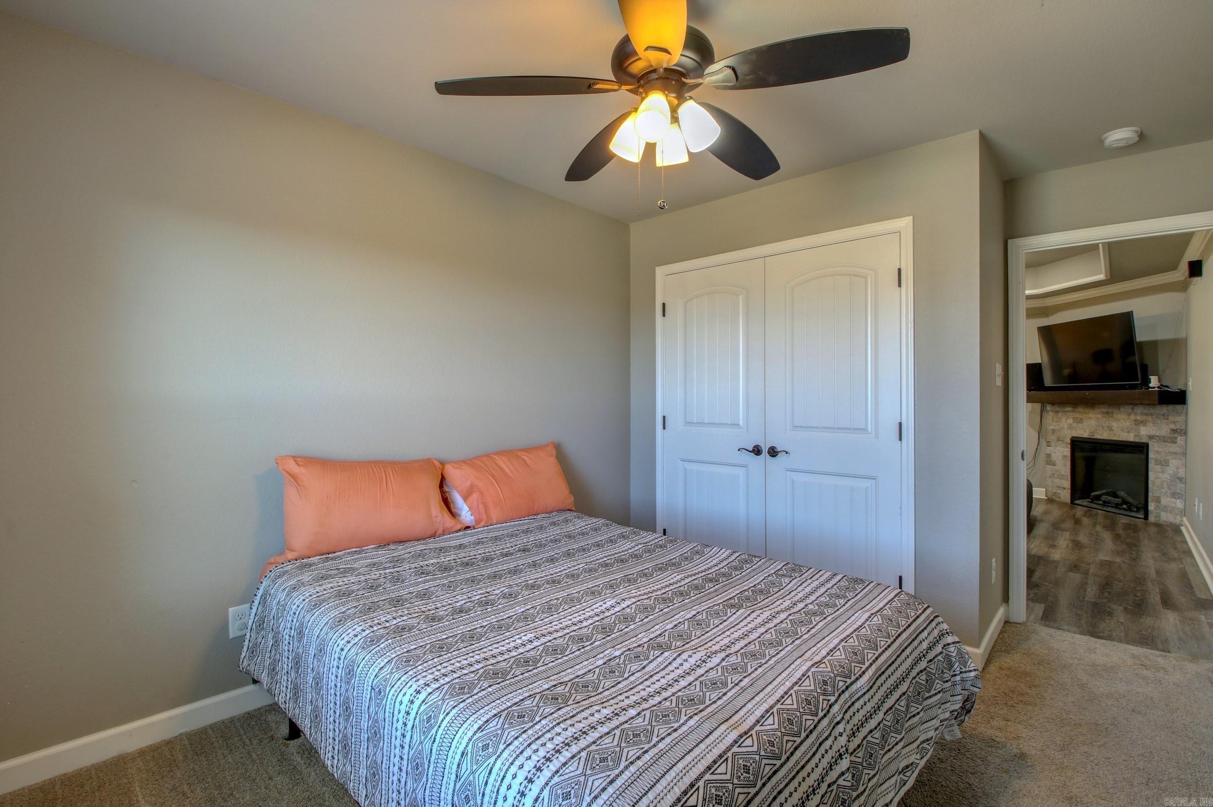 HERITAGE MEADOWS - Residential