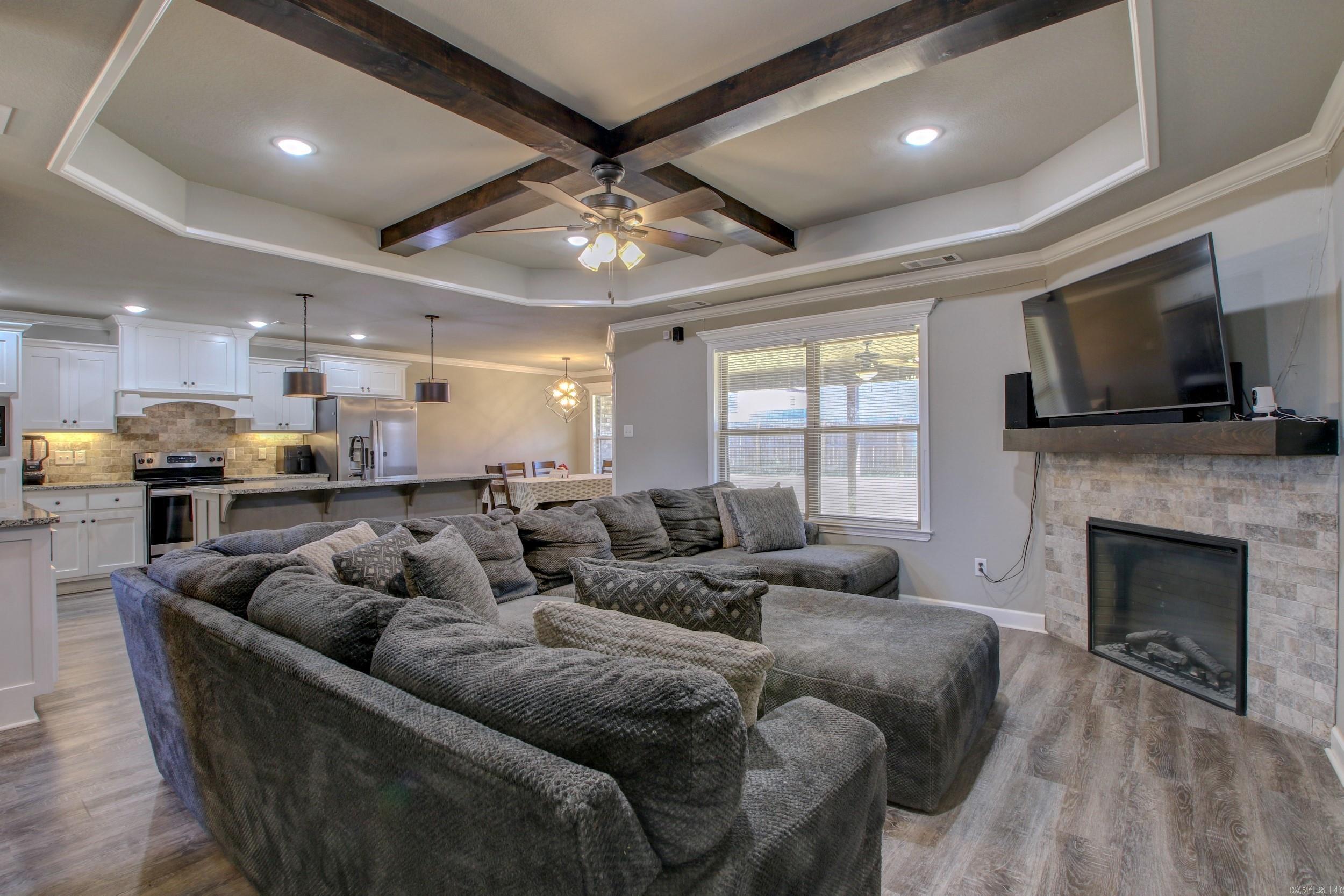 HERITAGE MEADOWS - Residential