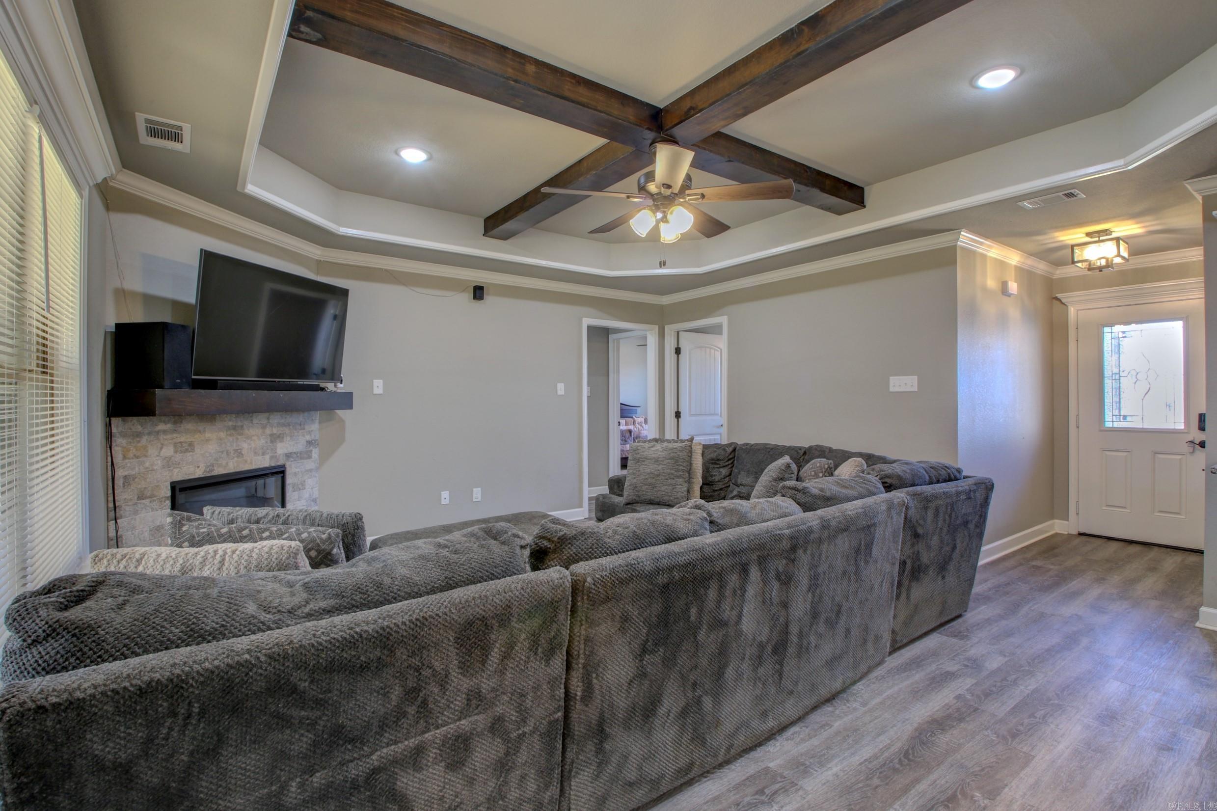 HERITAGE MEADOWS - Residential