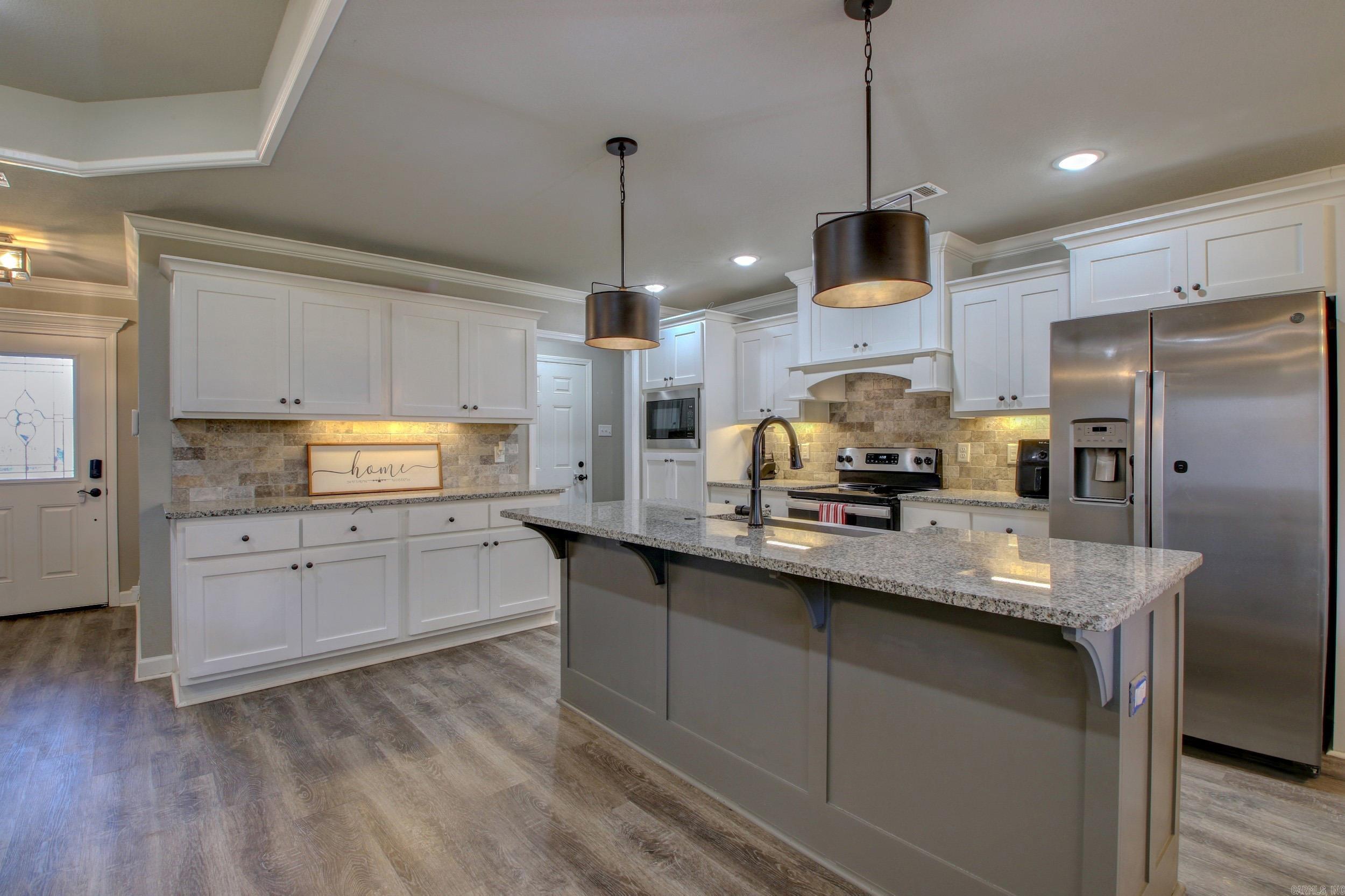 HERITAGE MEADOWS - Residential