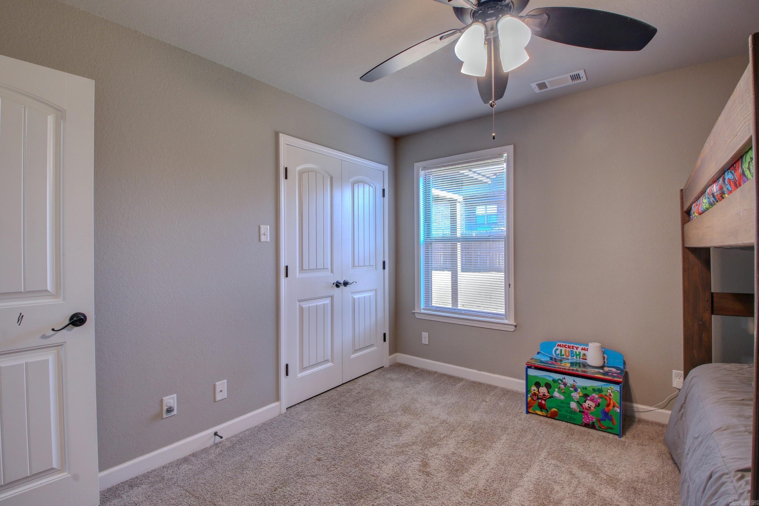 HERITAGE MEADOWS - Residential