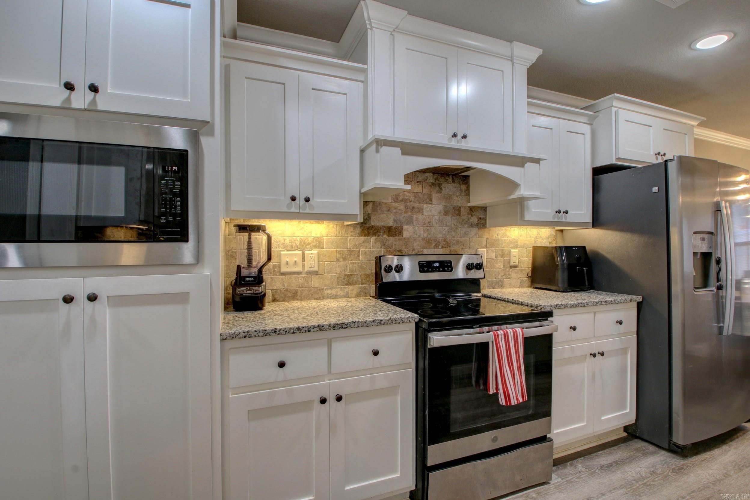 HERITAGE MEADOWS - Residential