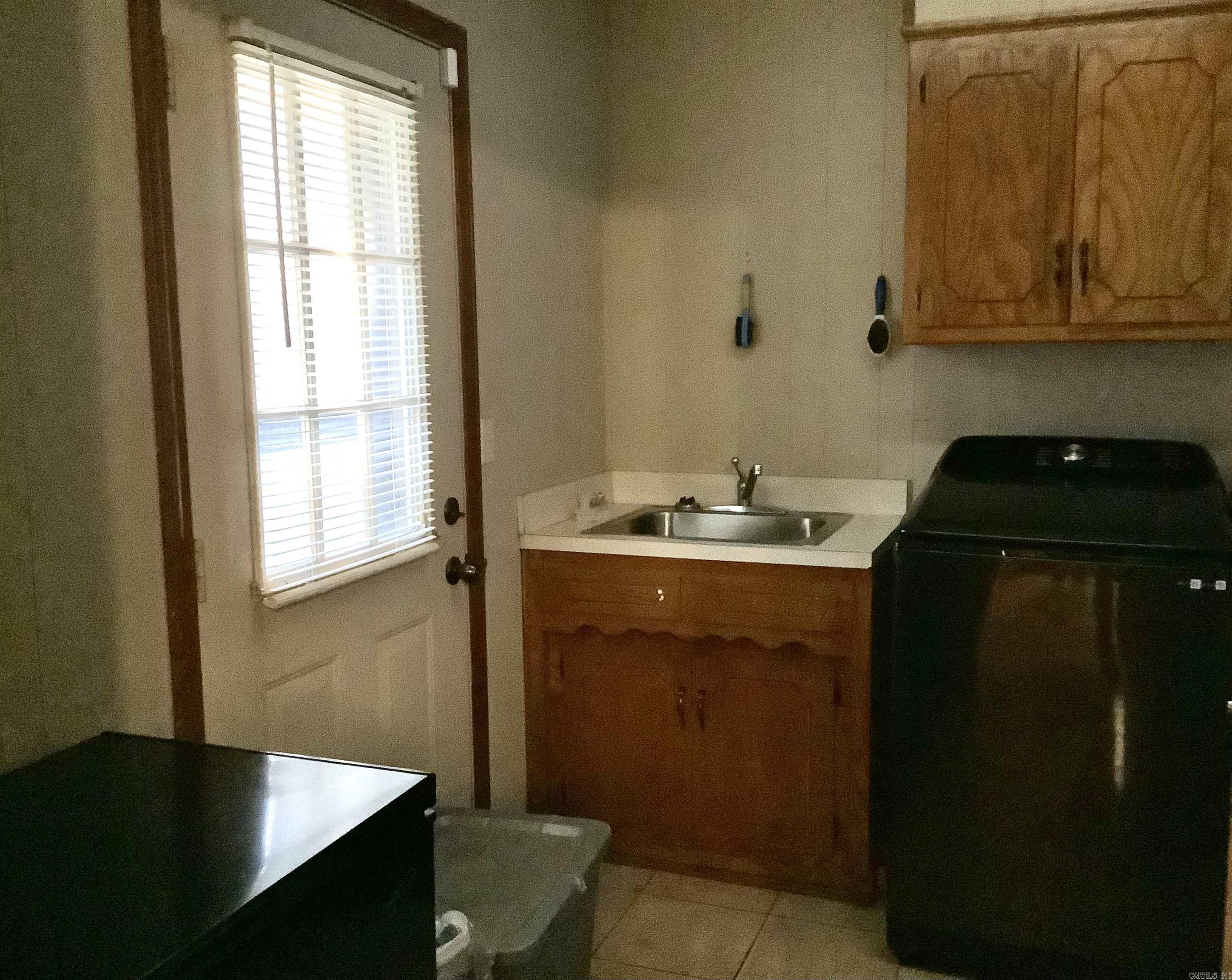 WOODRIDGE ESTATES ADDN - Residential