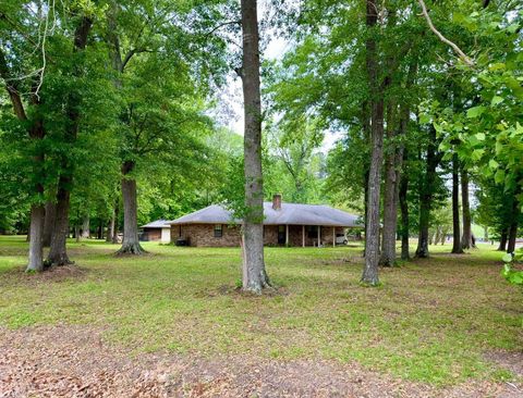 Photo of 901 N 15th Street, Arkadelphia, AR 71923 (MLS # 26017575)