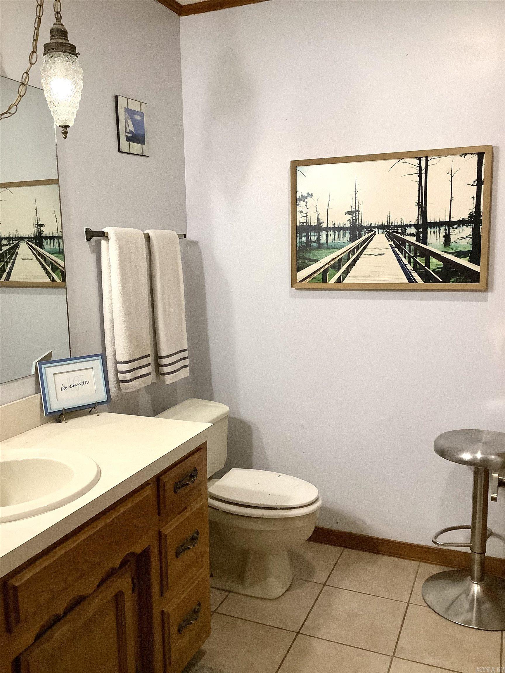 WOODRIDGE ESTATES ADDN - Residential