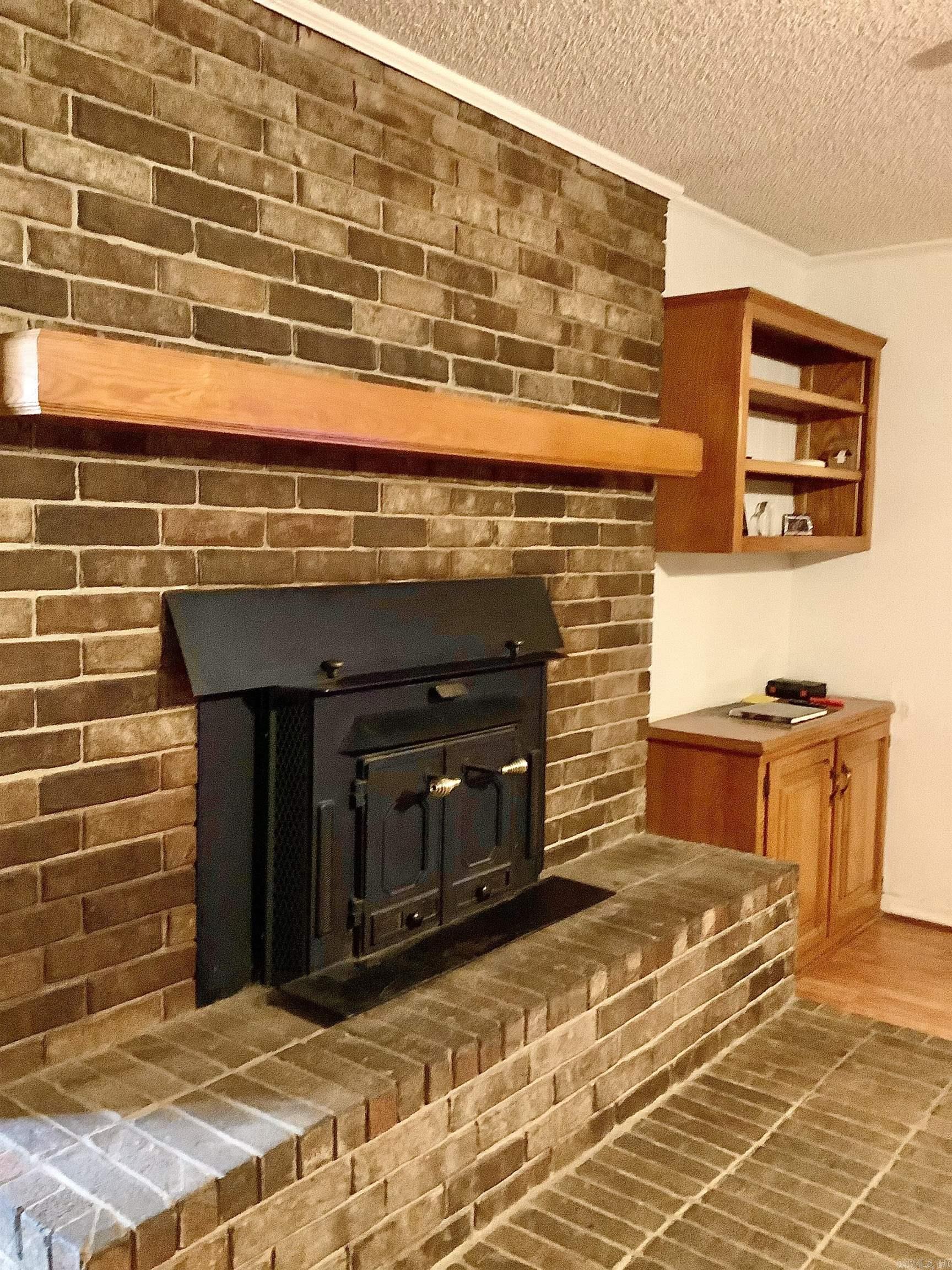 WOODRIDGE ESTATES ADDN - Residential