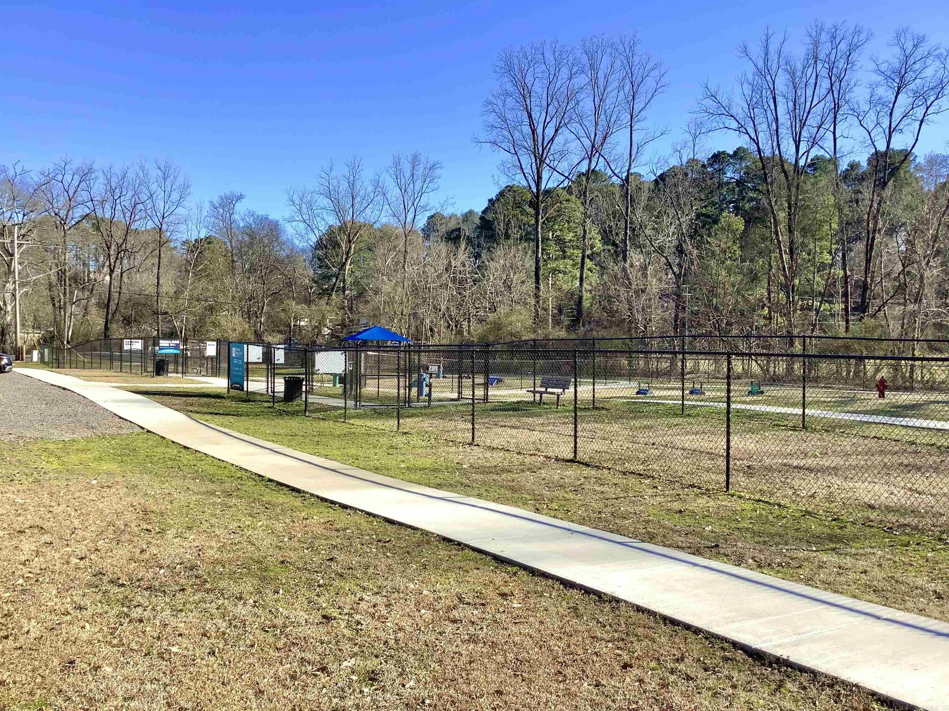 WOODRIDGE ESTATES ADDN - Residential