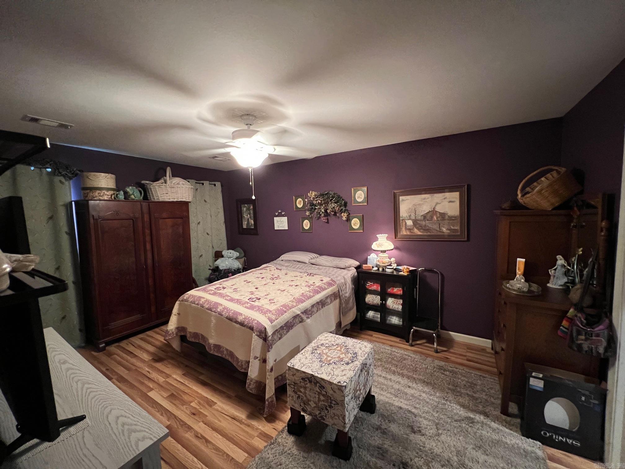 THORNBURG - Residential