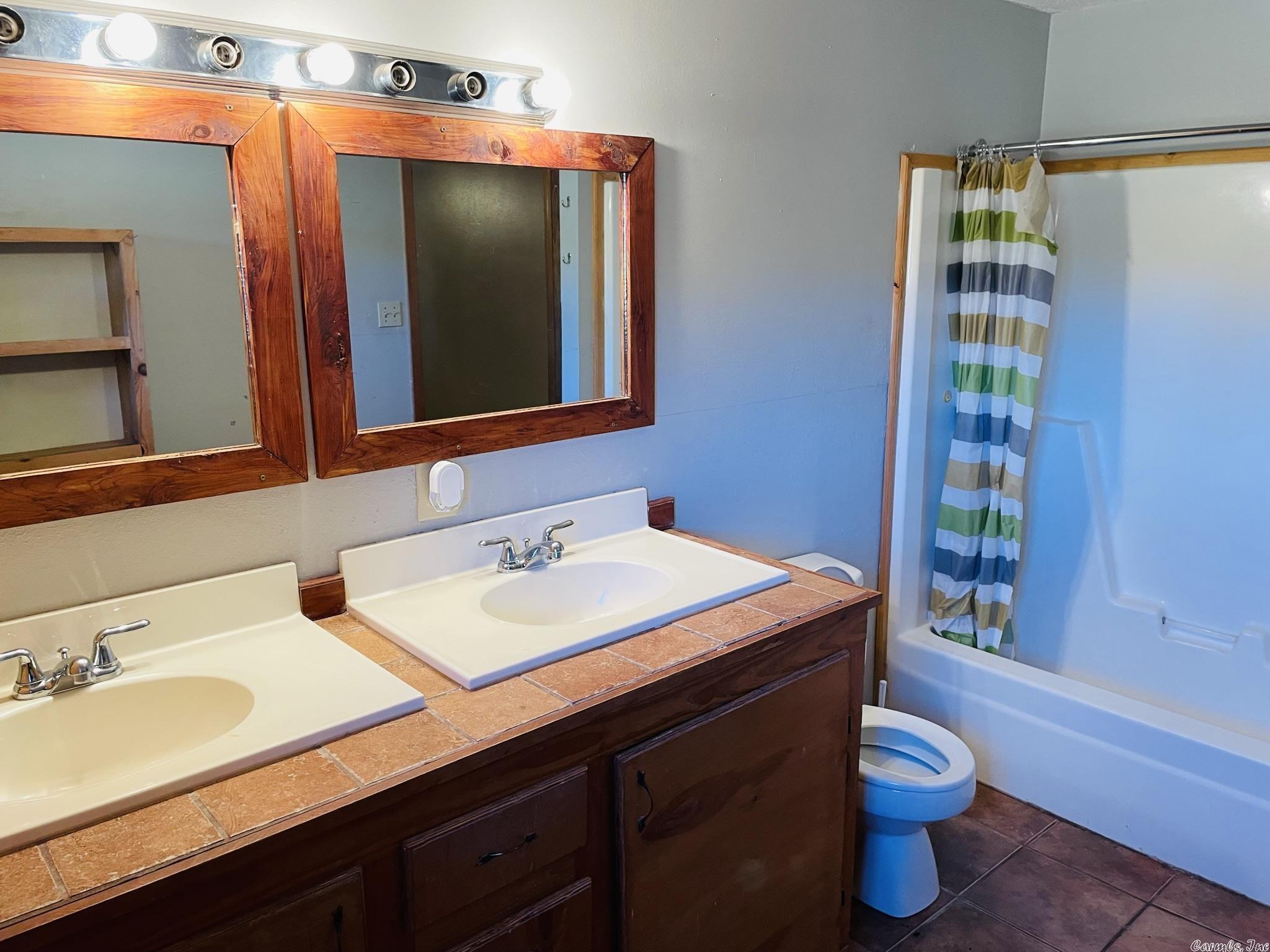 RIVERVIEW AT SYLAMORE - Residential