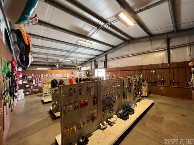 Metes &amp; Bounds - Commercial Sale