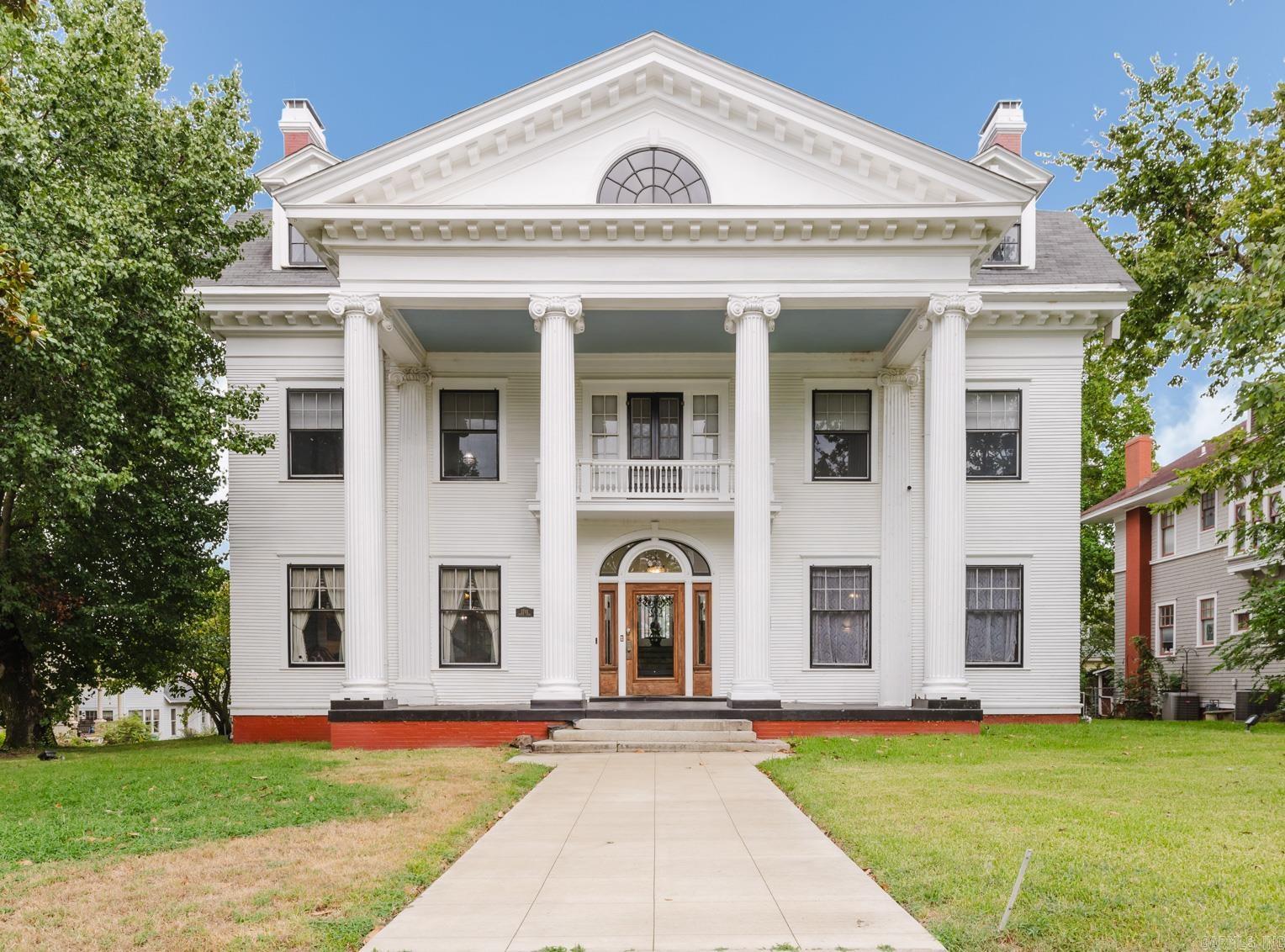 Governors Mansion - Residential
