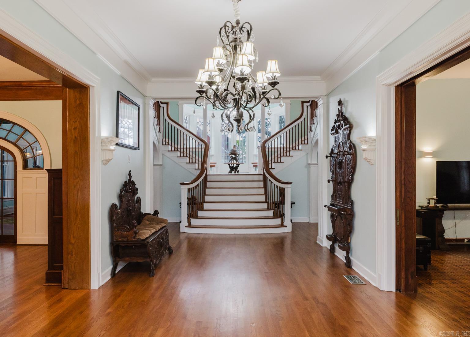 Governors Mansion - Residential