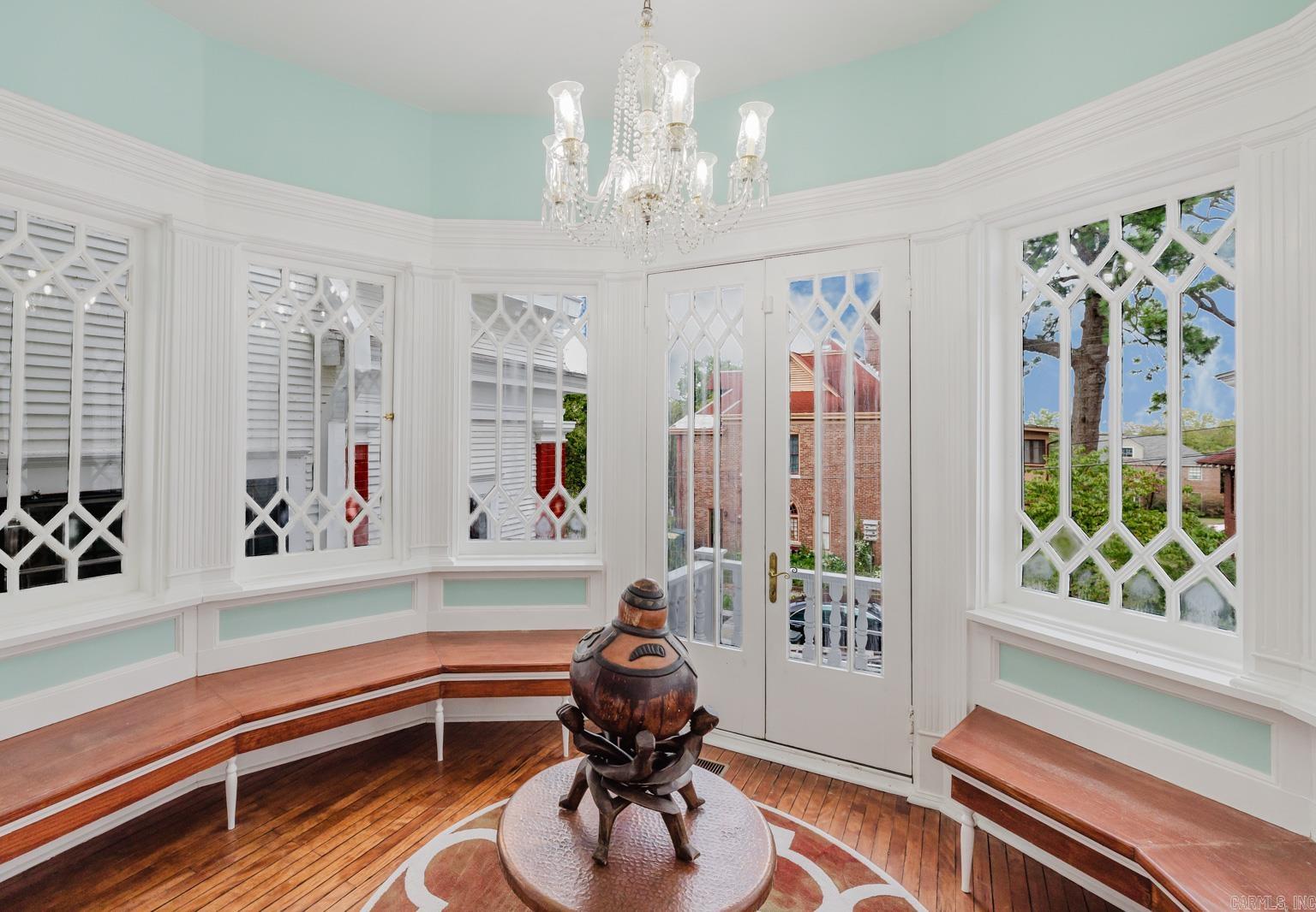 Governors Mansion - Residential