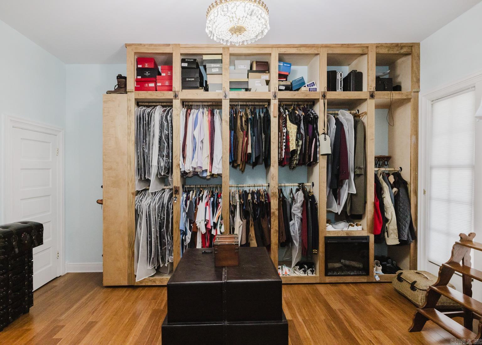 Governors Mansion - Residential