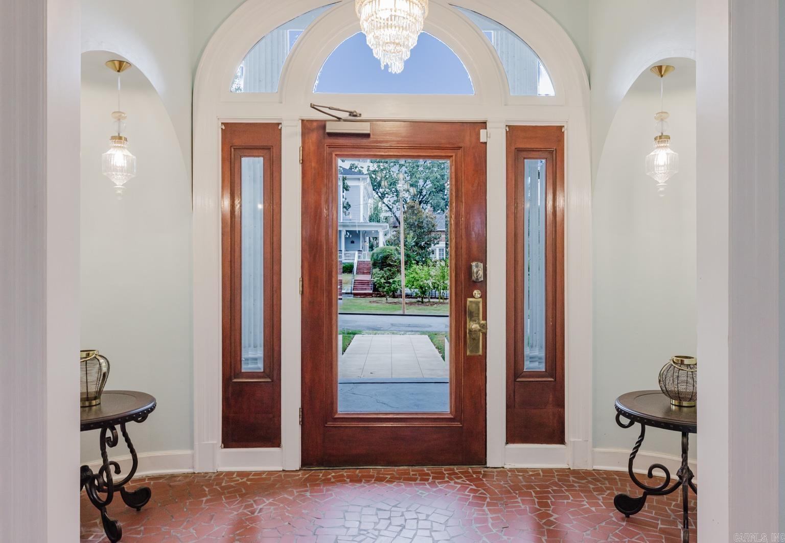 Governors Mansion - Residential