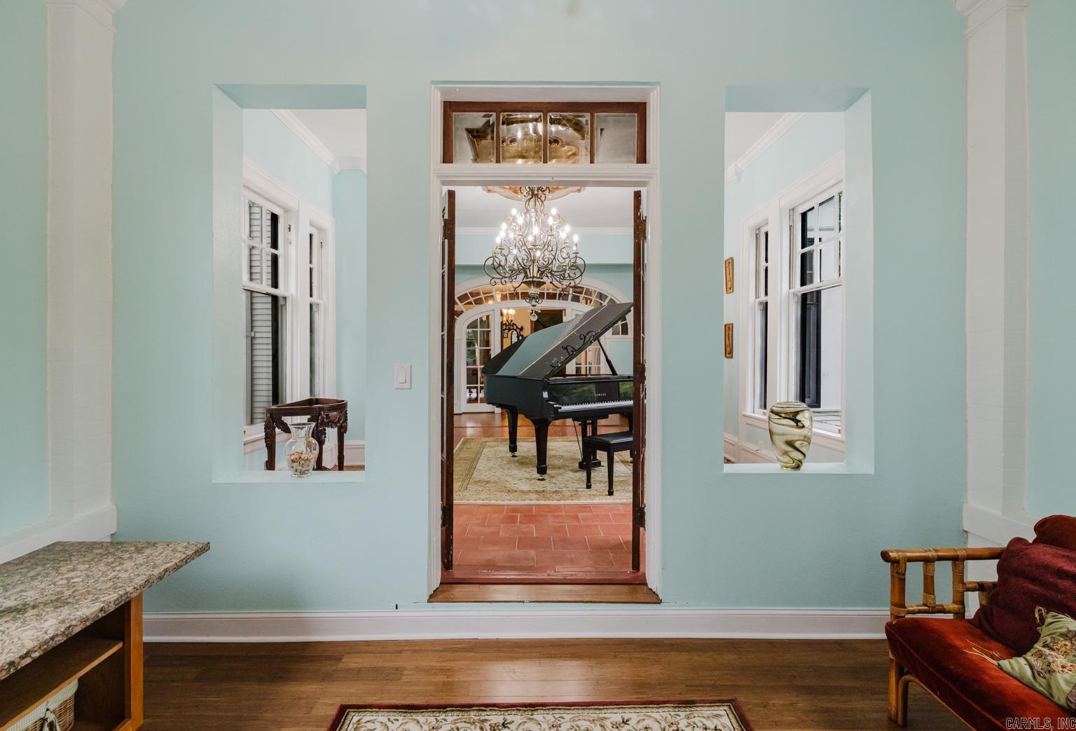 Governors Mansion - Residential